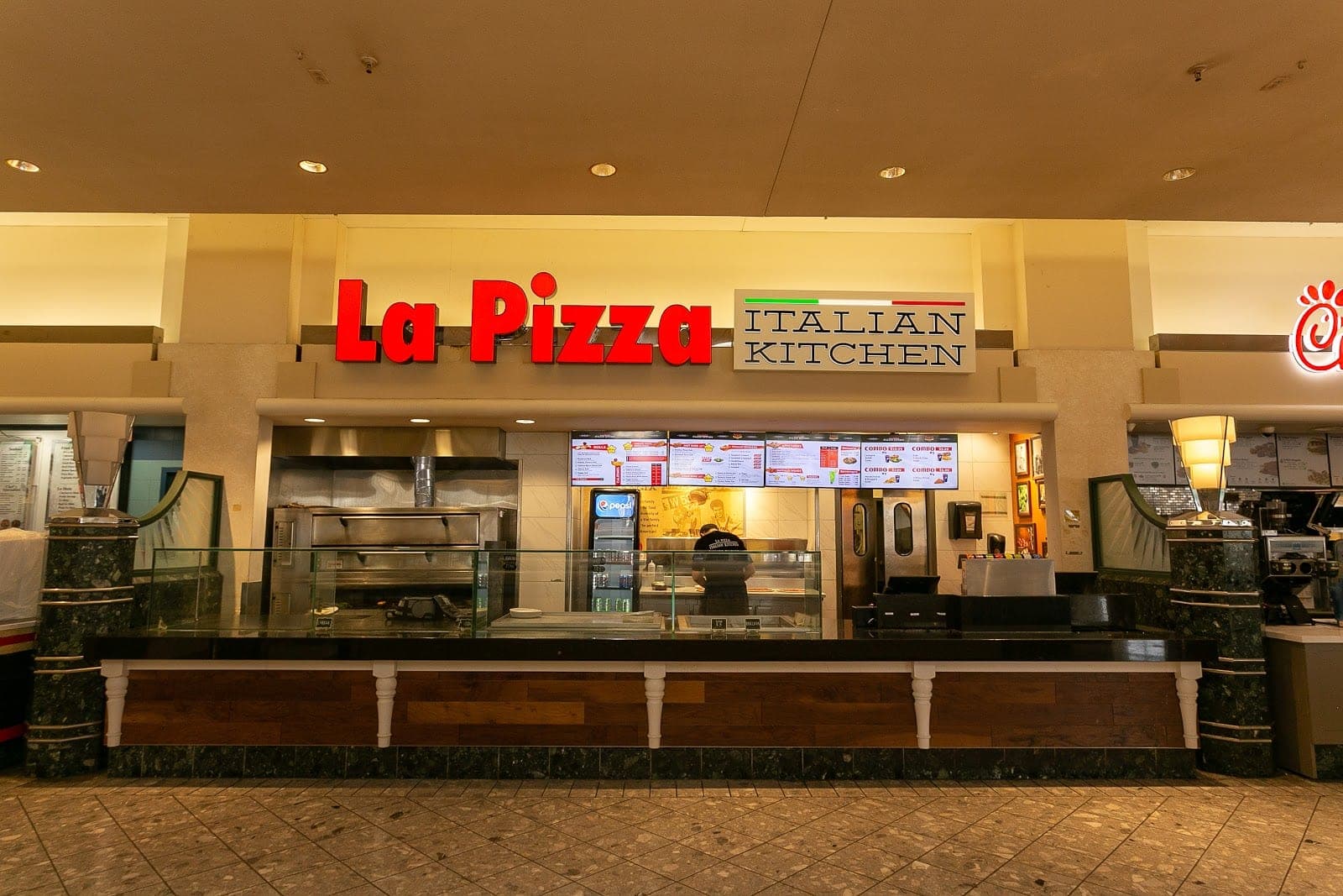 La Pizza Italian Kitchen — photo 2