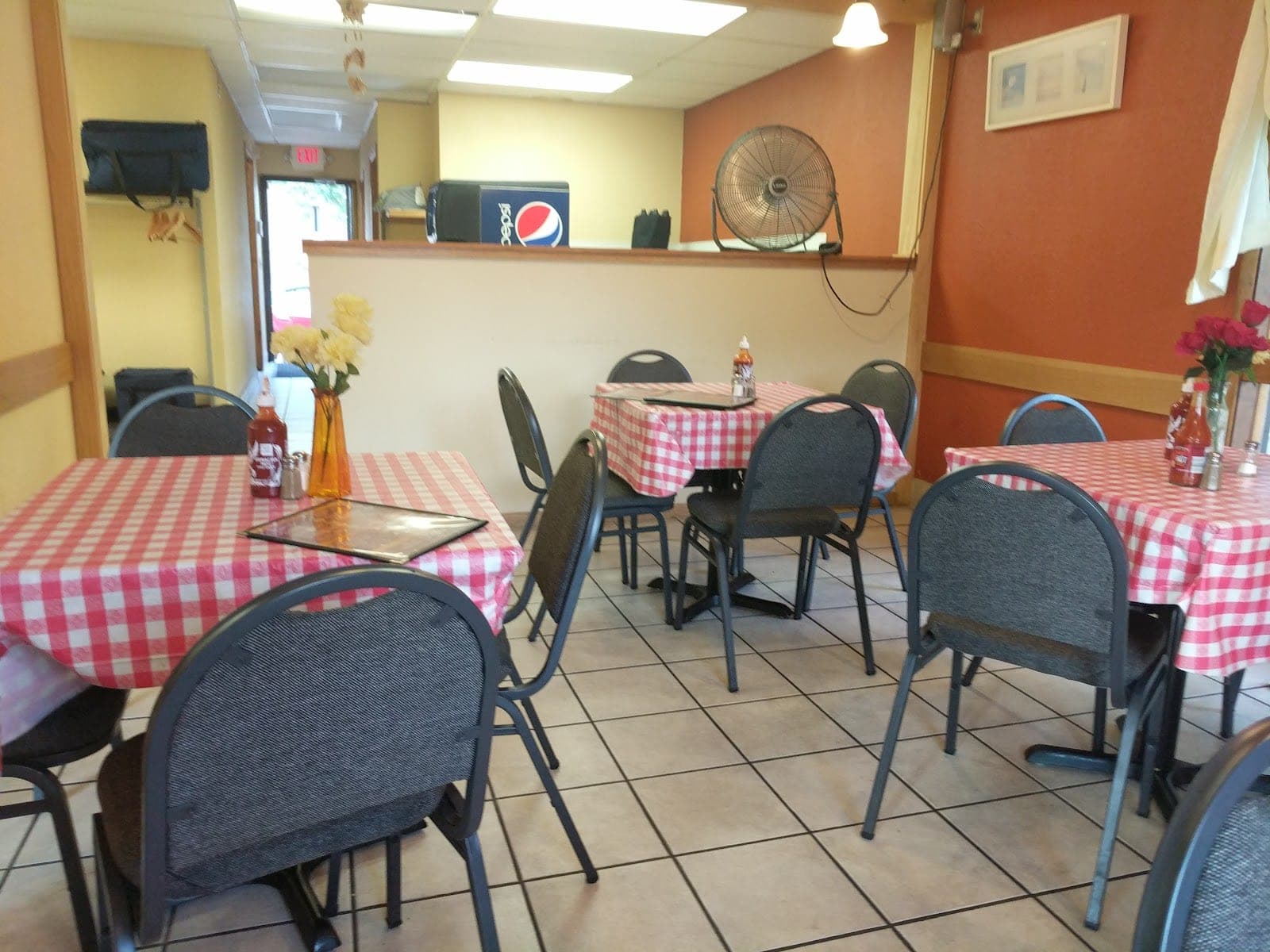 Middle East Restaurant — photo 2