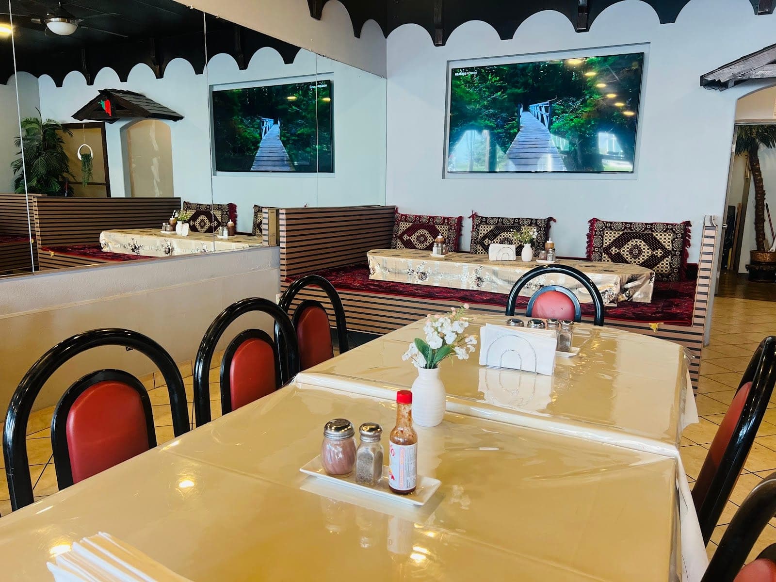 نان داغ کباب داغ - Naan Daagh, Kabob Dagh — photo 3