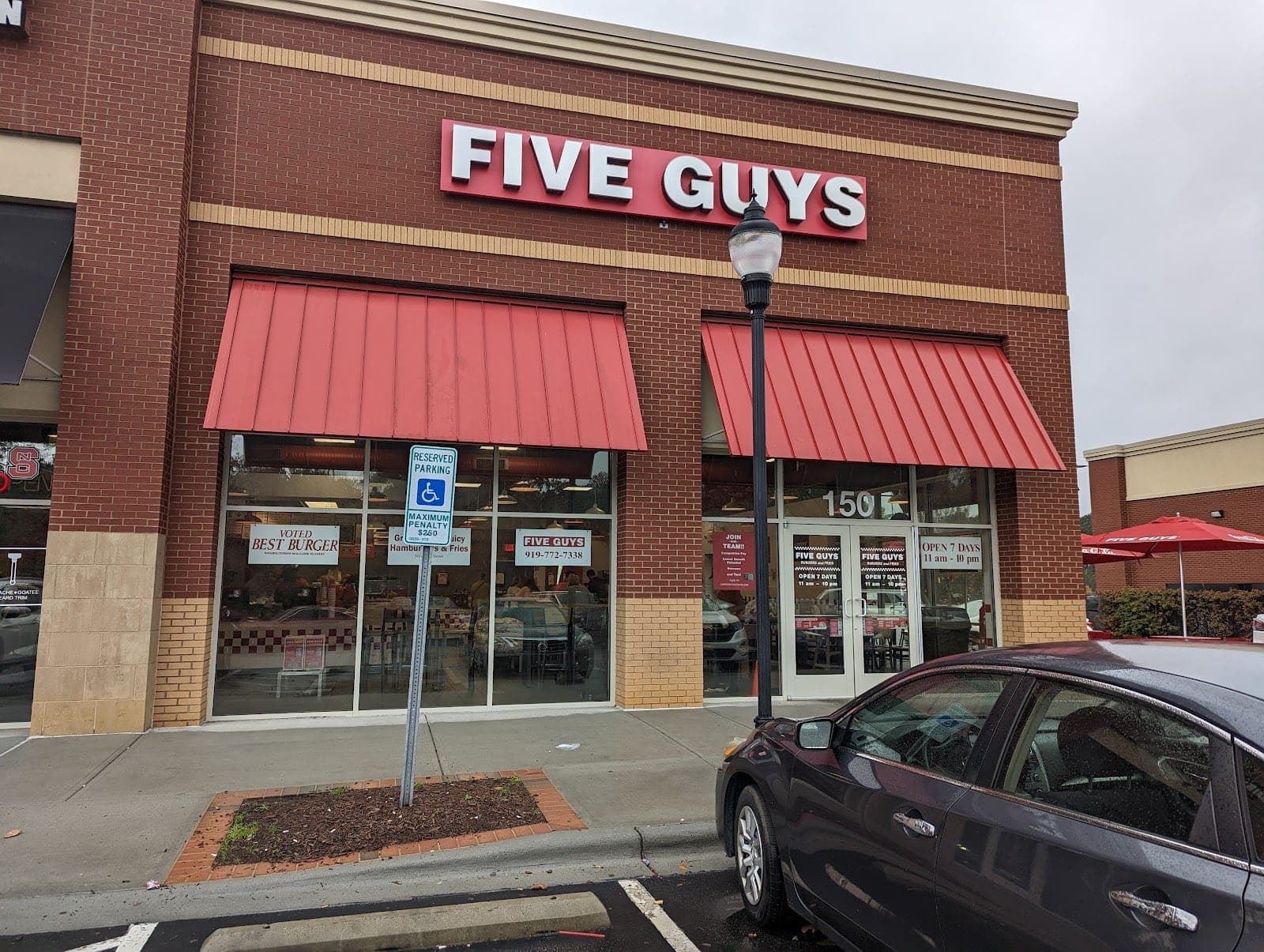 Five Guys — photo 1