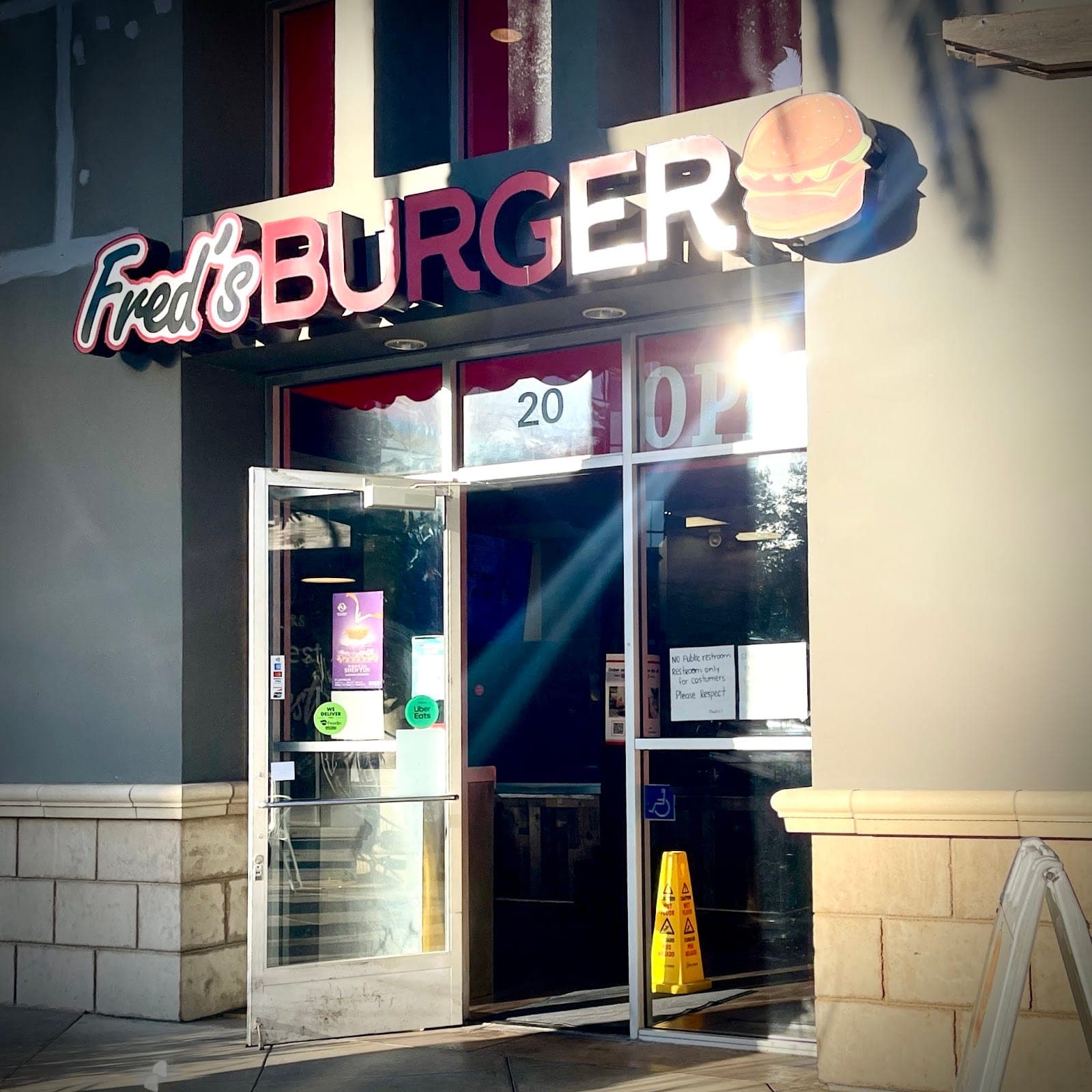 Fred's Burger — photo 2
