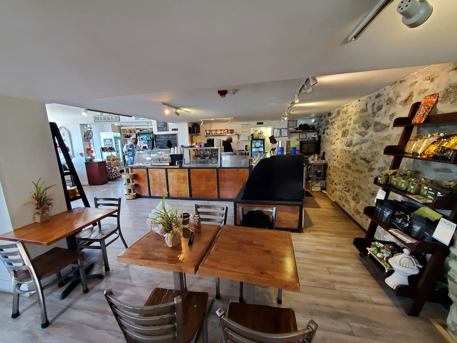Alif Brew & Mini Market — photo 3