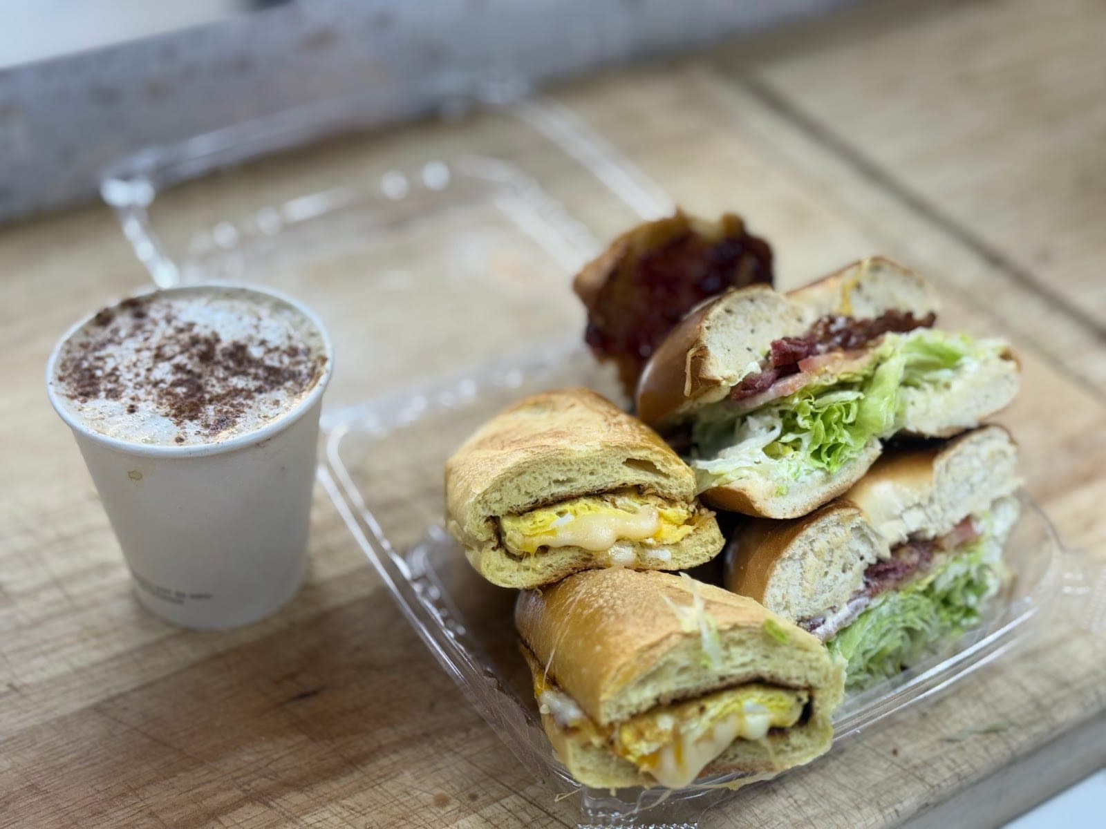 Bagels Mini Muffins Cafe — photo 1