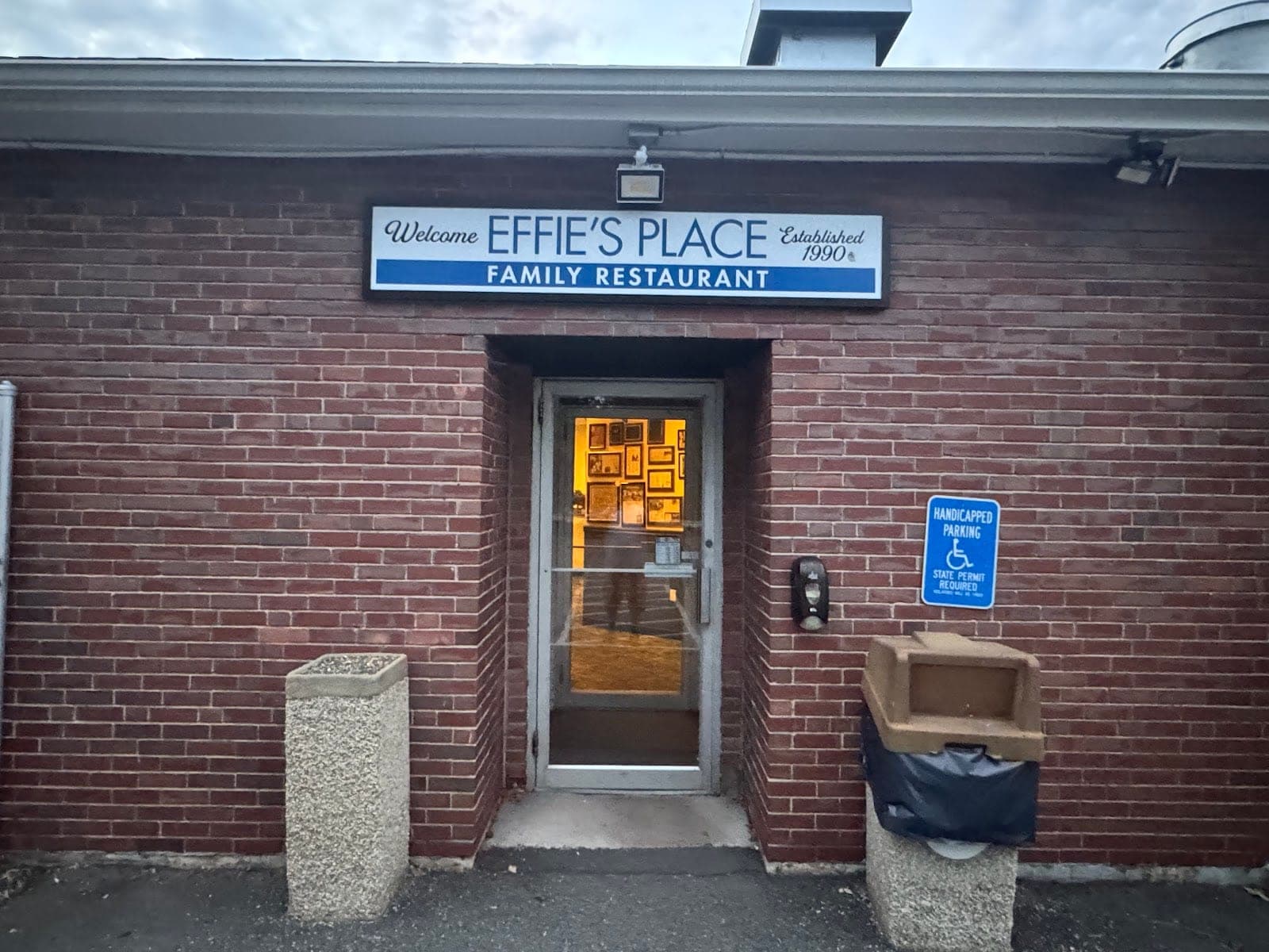Effie's Place — photo 4