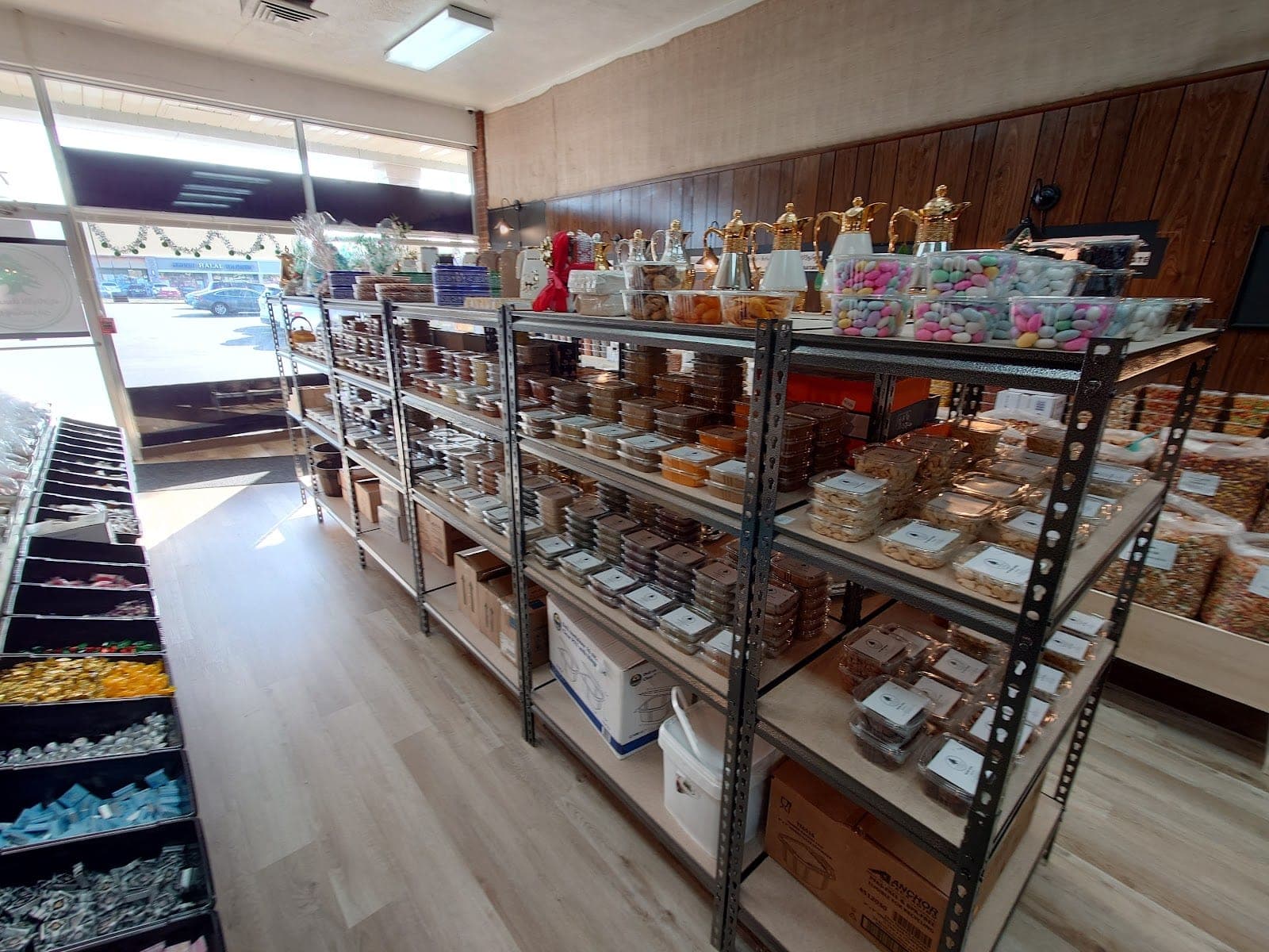 Lebanese Roastery & Marketمحمص ومكسرات المحمصة اللبنانية — photo 5