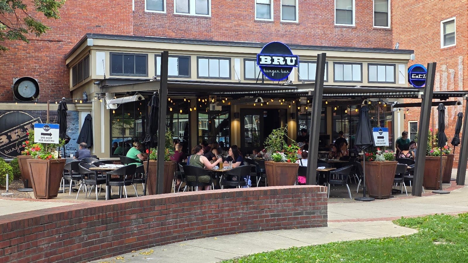 BRU Burger Bar - Indianapolis — photo 1