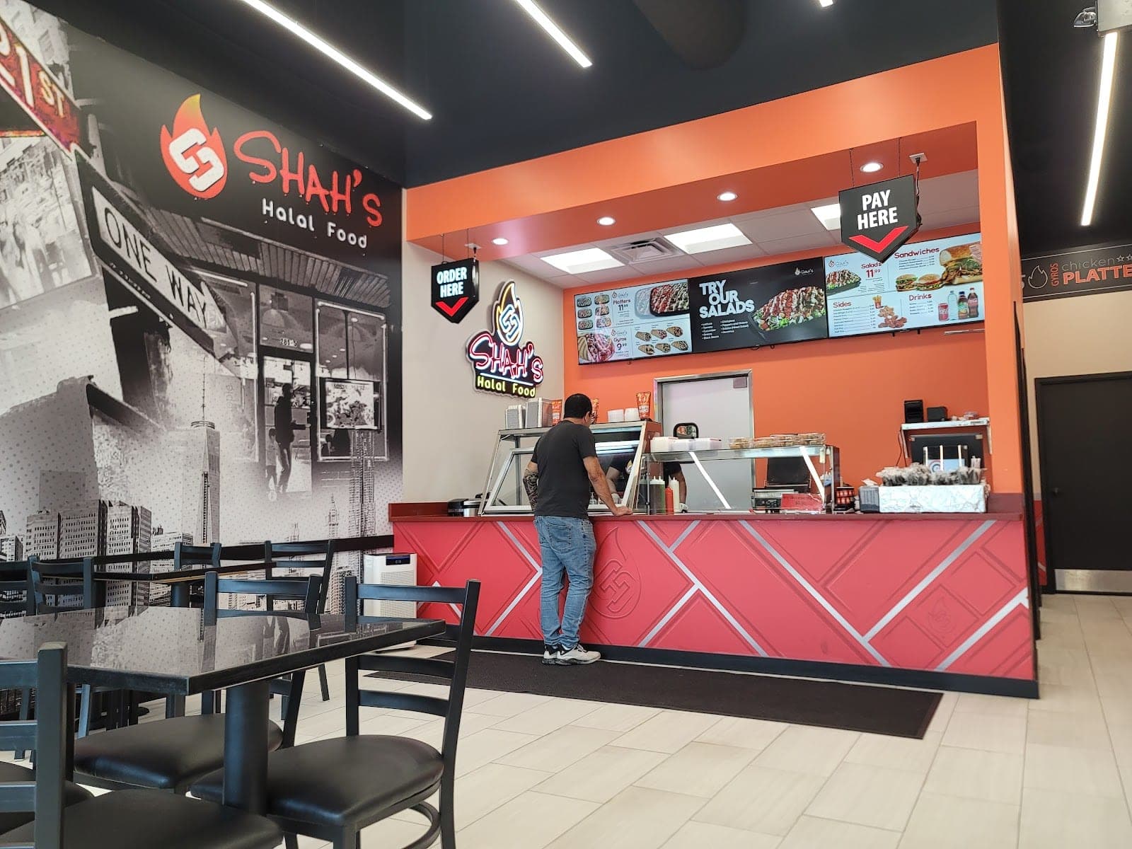 Shah's Halal Food — photo 3
