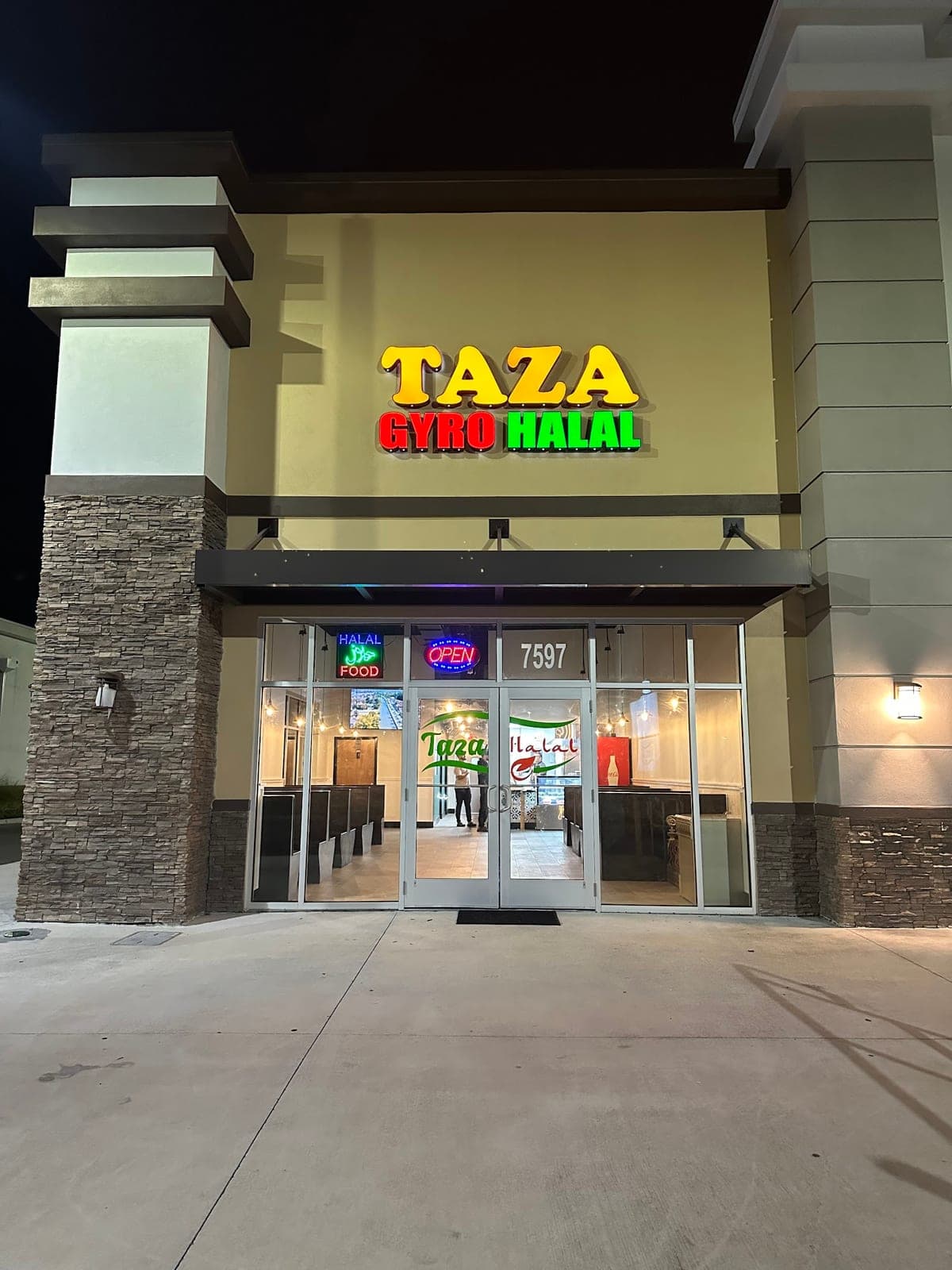 Taza Gyro Halal — photo 2