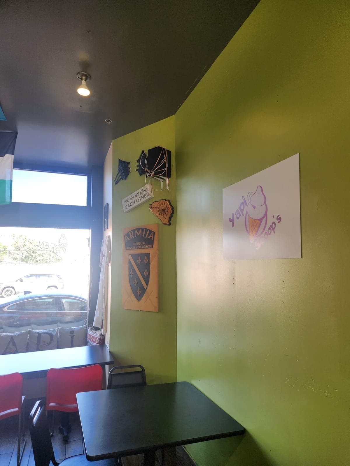 Yapi Scoops — photo 2