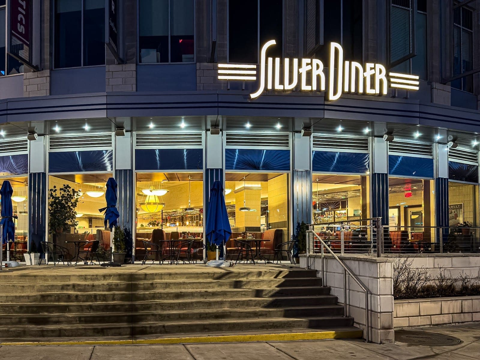 Silver Diner — photo 2