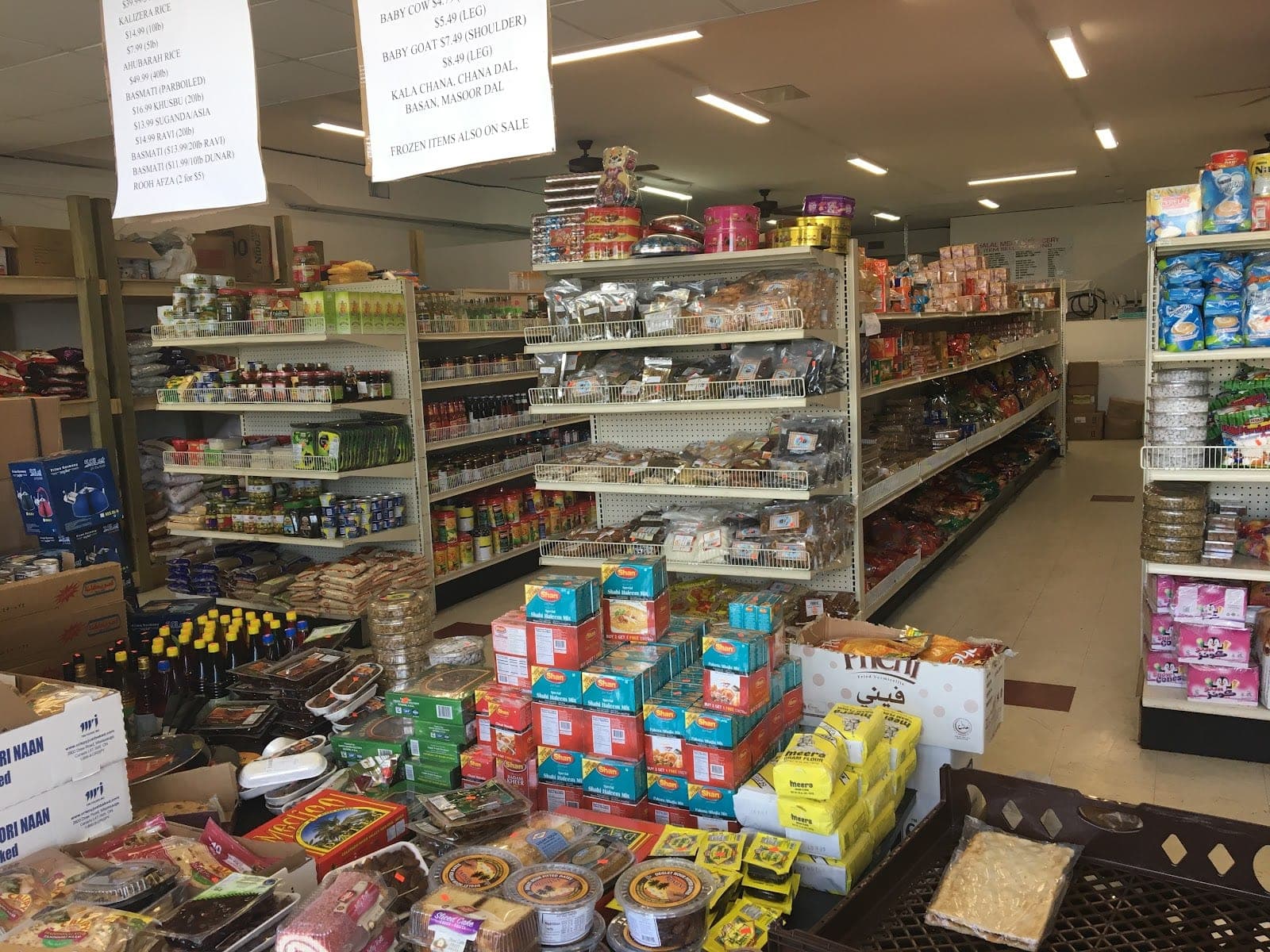 Taj Halal Grocery — photo 4