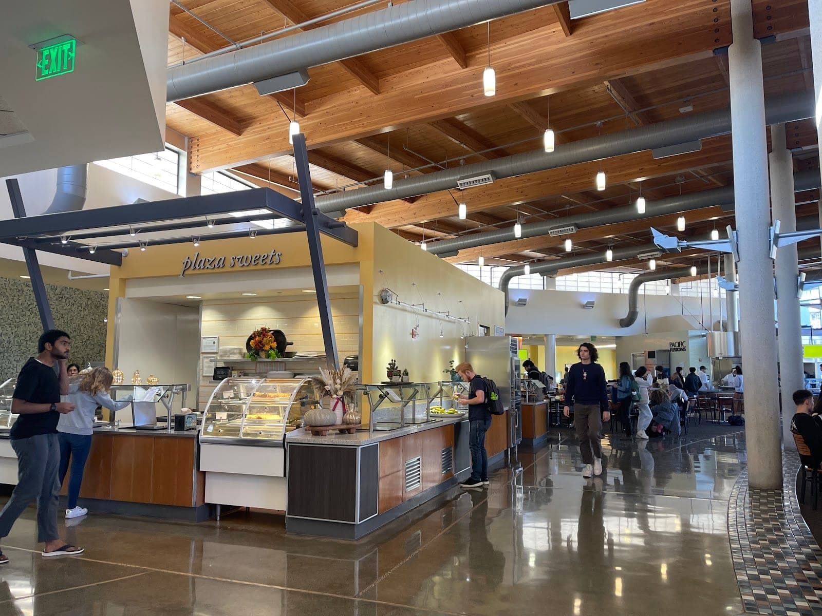 Segundo Dining Commons — photo 2