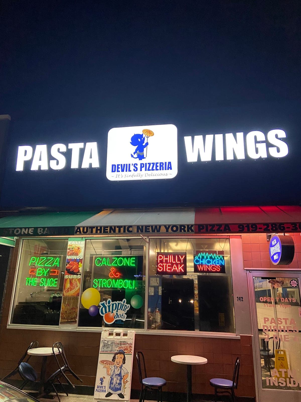 Devil's Pizzeria — photo 1