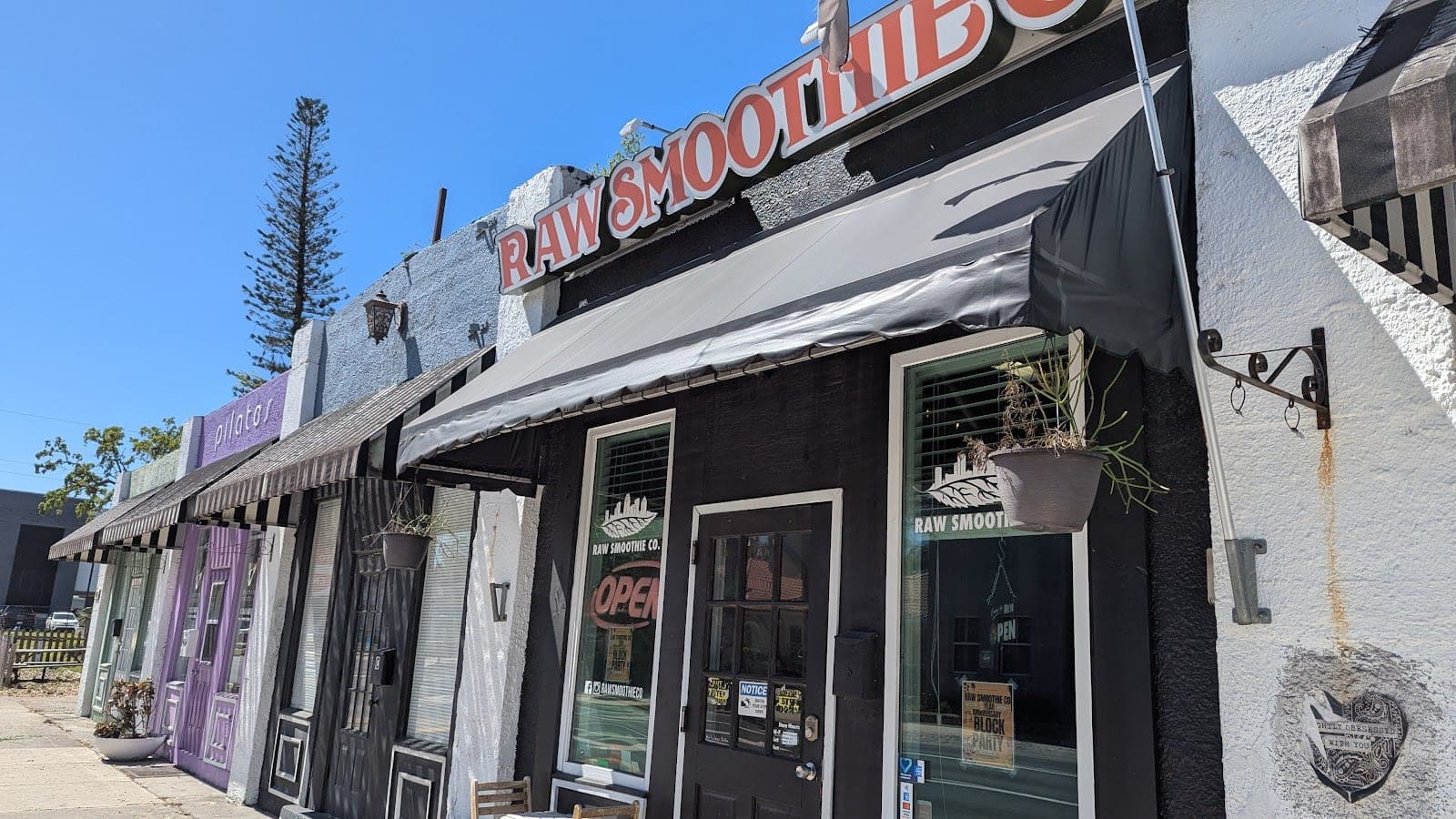 Raw Smoothie Co. — photo 1