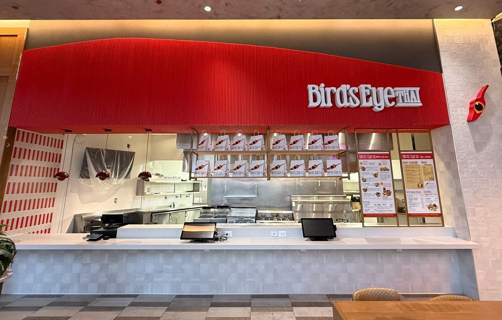 Bird's Eye Thai, Tysons Galleria — photo 1