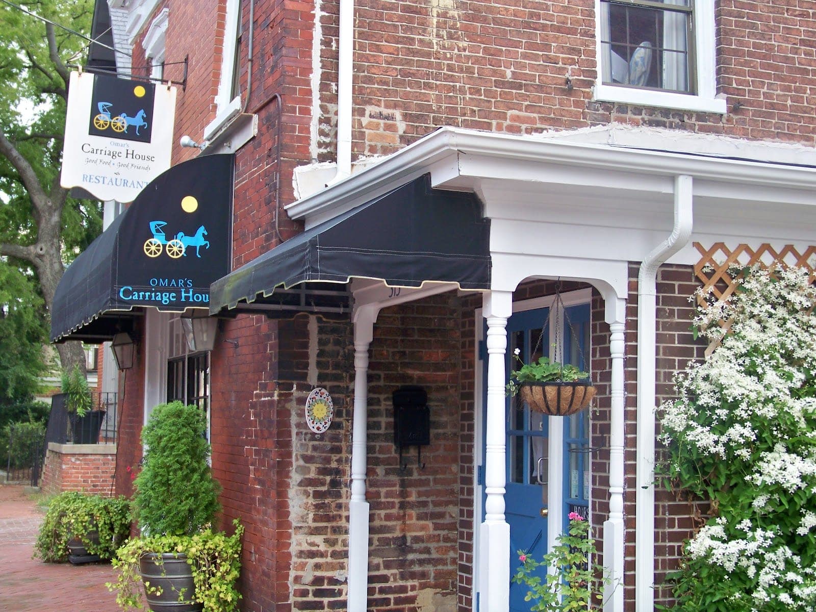 Omar's Carriage House — photo 1