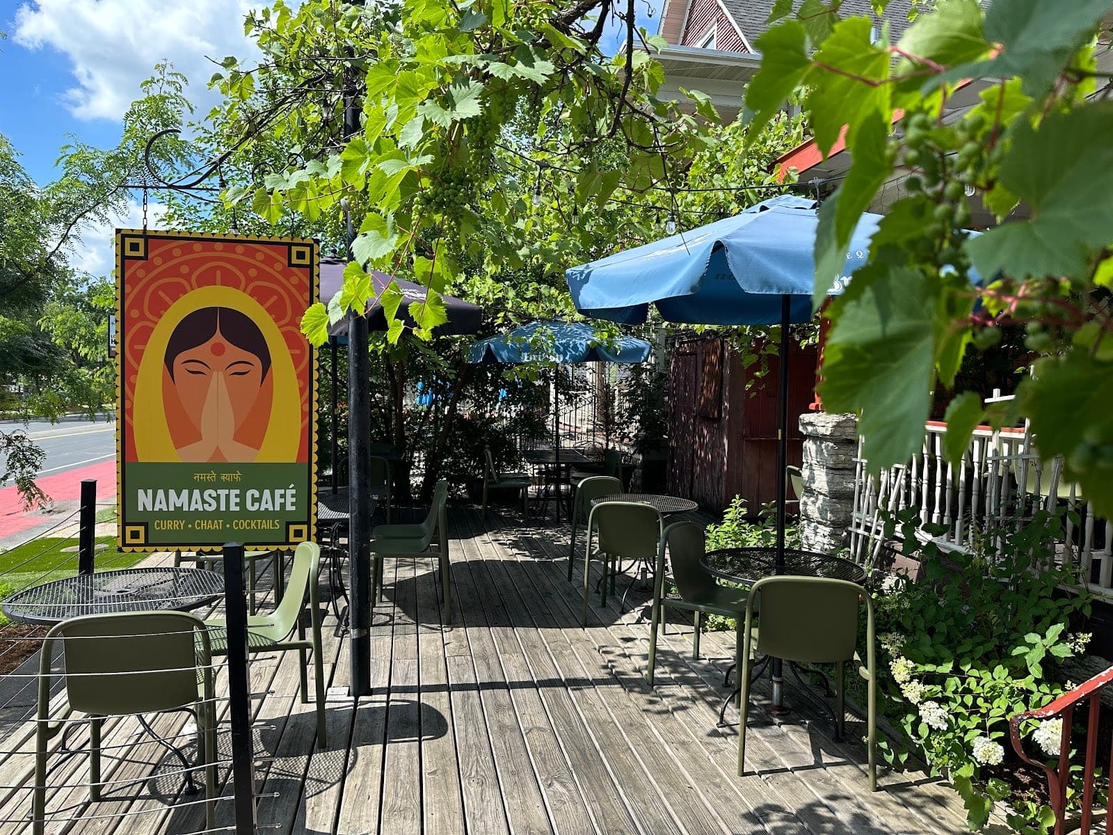 Namaste Café — photo 1