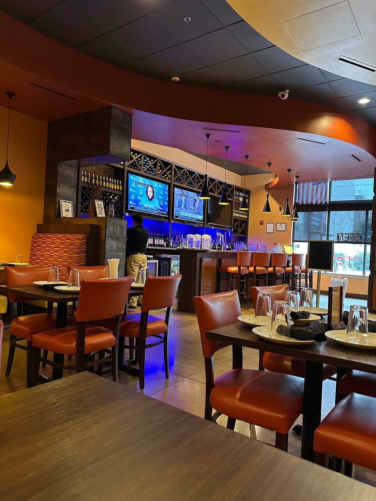 Saffron Indian Bistro — photo 2