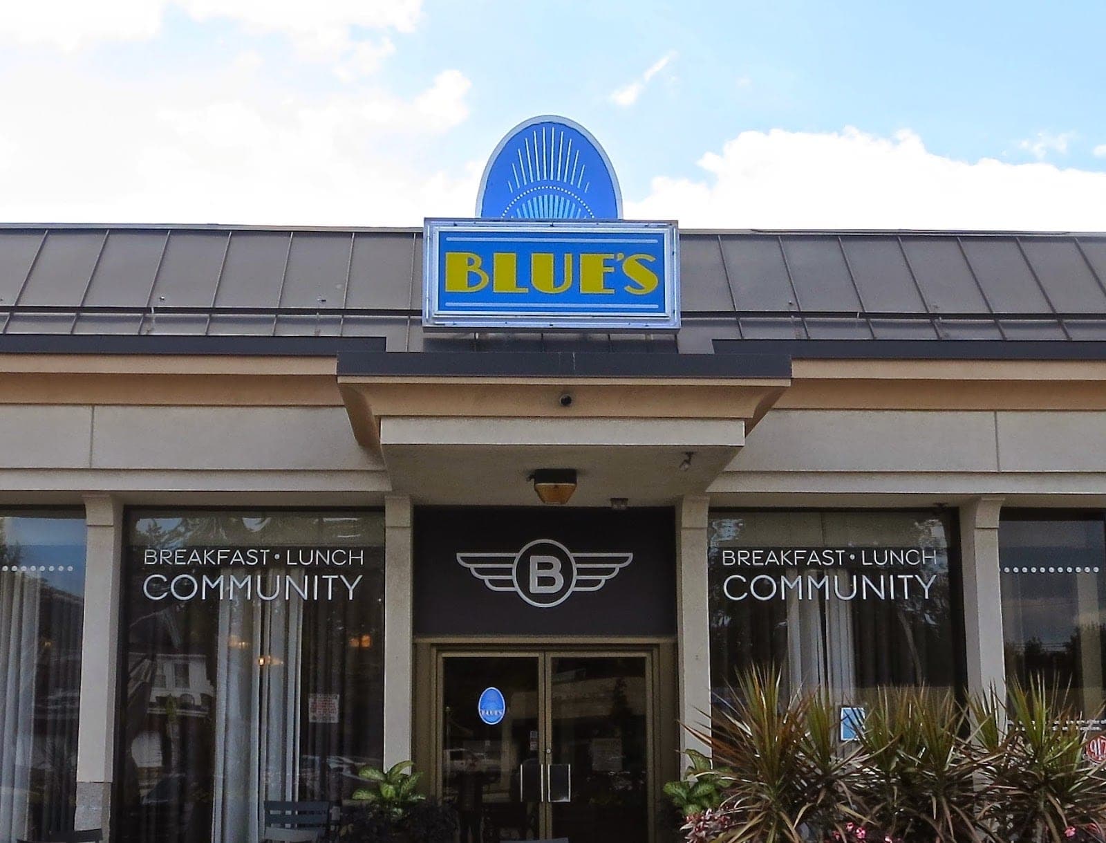 Blue's Egg — photo 1