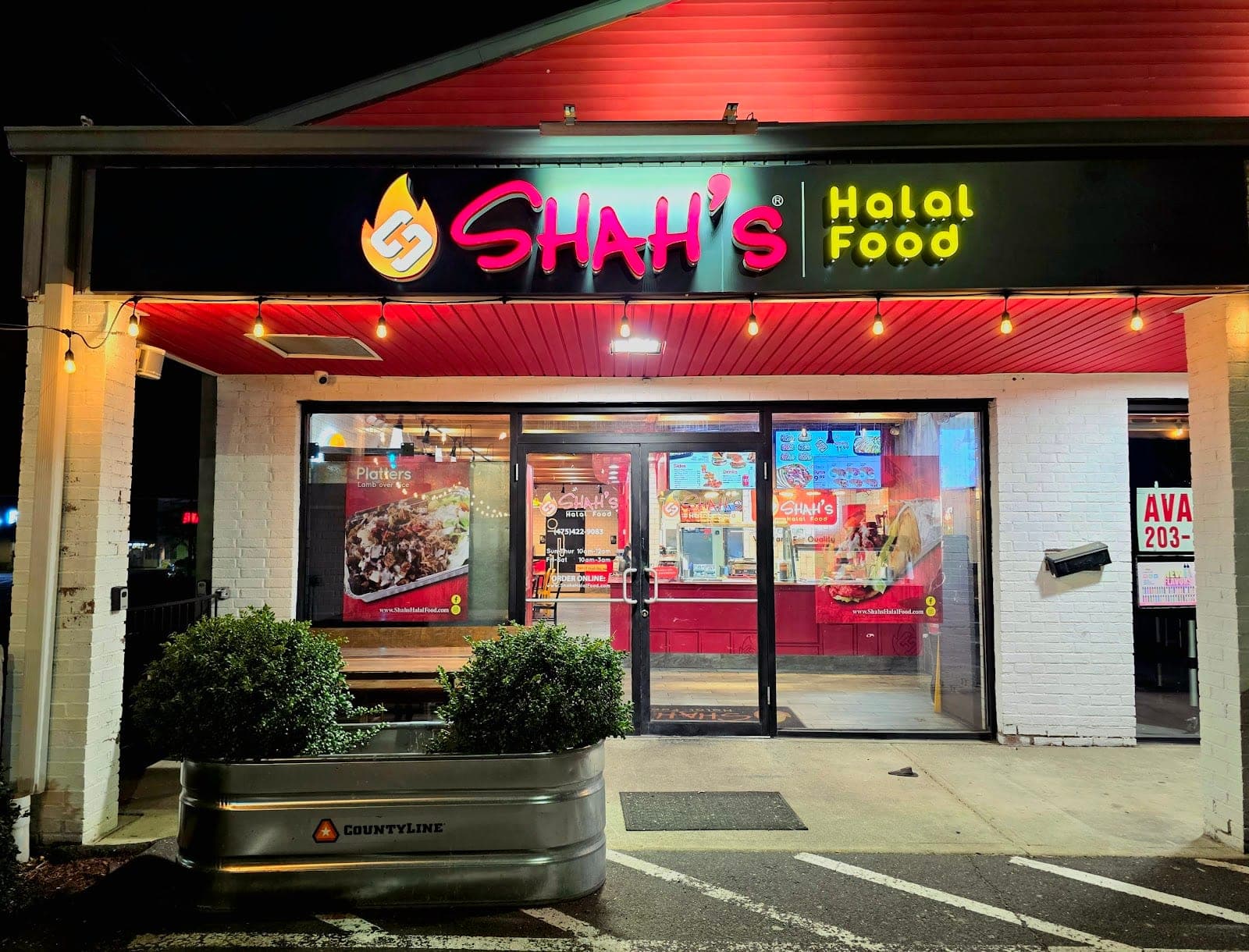 Shah's Halal Food — photo 6