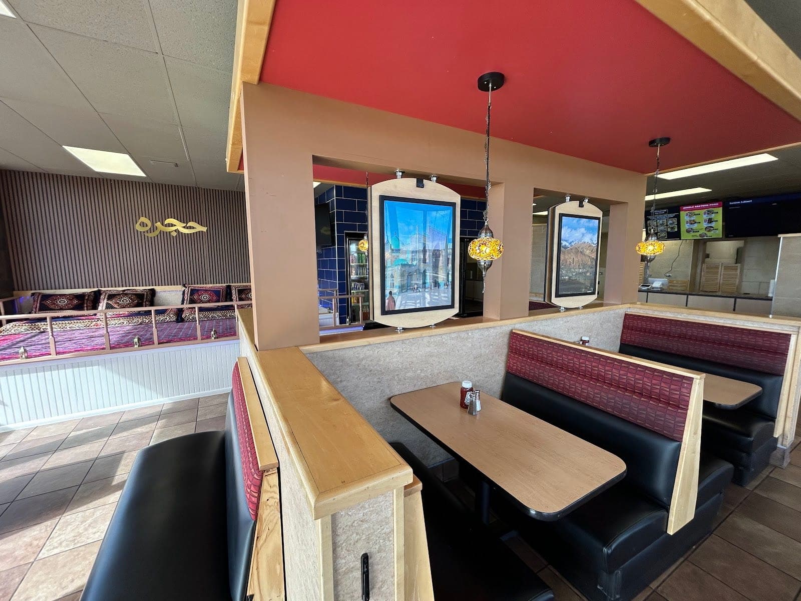 Hujra Kebob & Gyros — photo 1