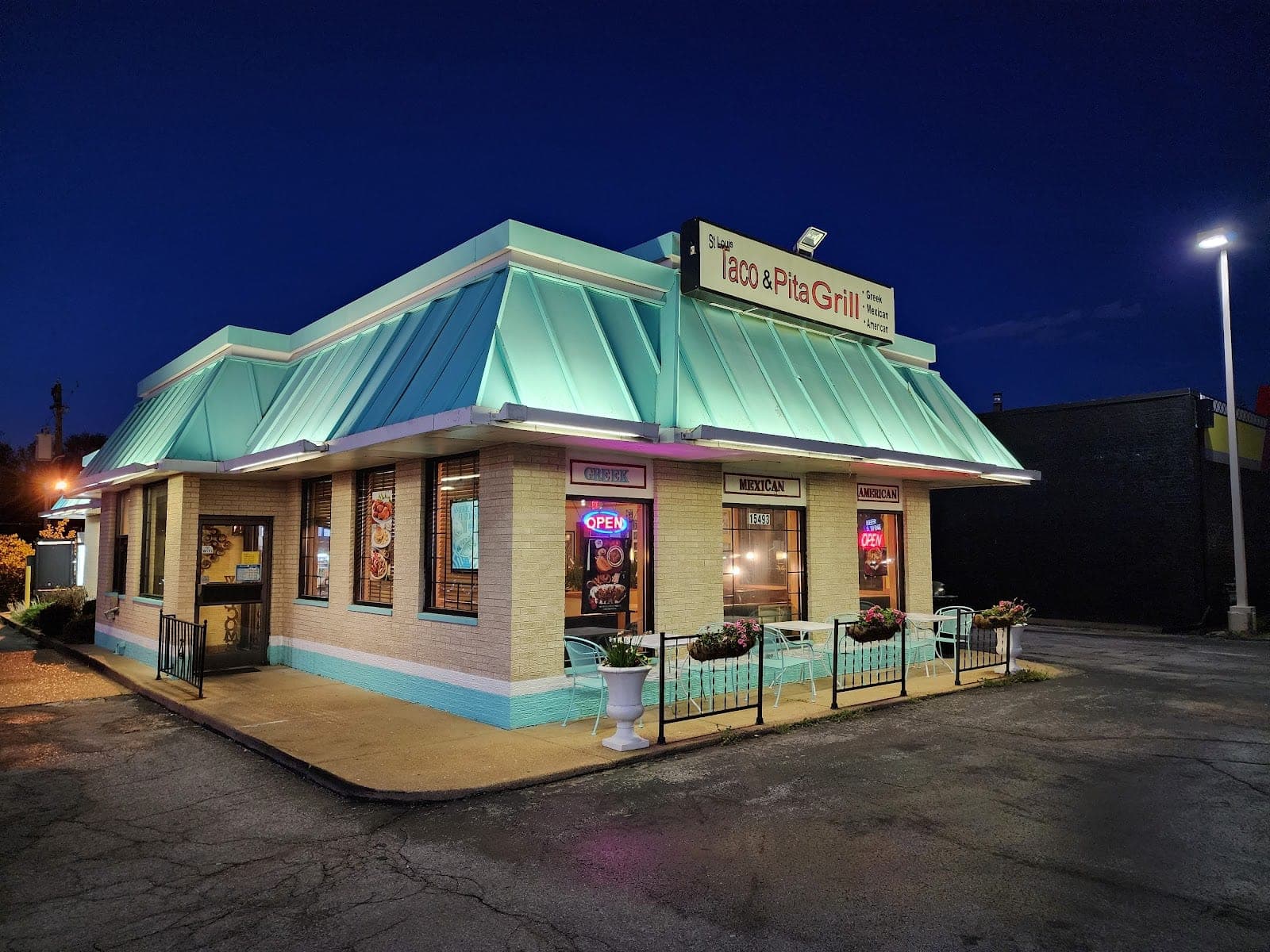 St Louis Taco and Pita Grill — photo 1