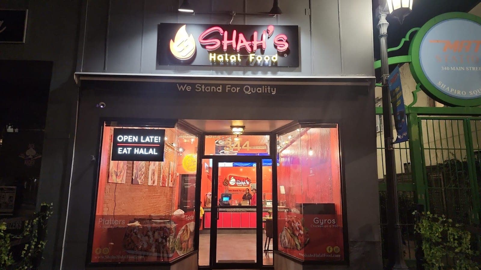 Shah's Halal Food — photo 4