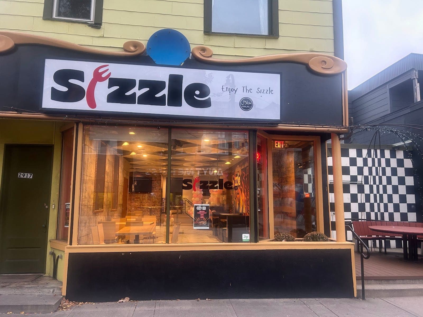 Sizzle — photo 1