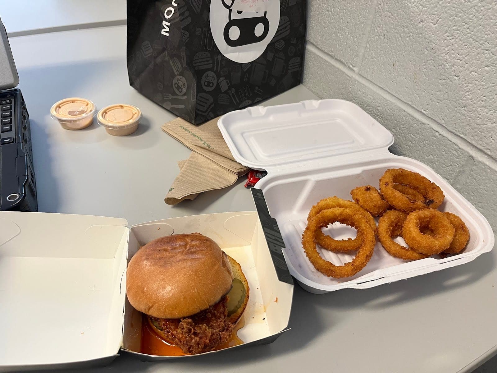 Basic Burger - Tysons West — photo 4