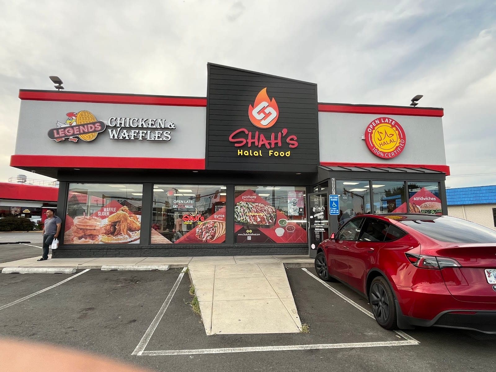 Shah’s Halal Food/Legends Chicken & Waffle — photo 3