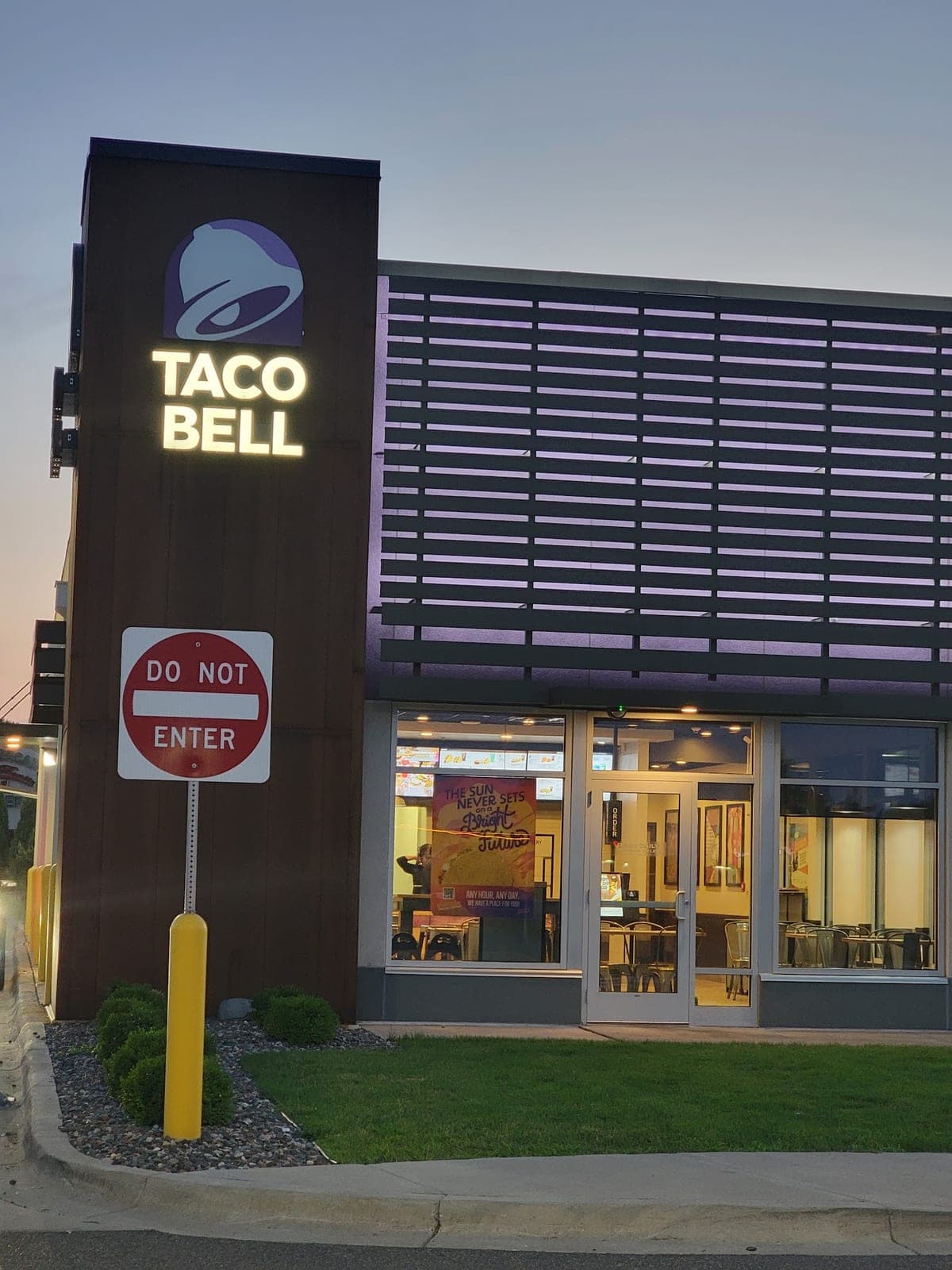 Taco Bell — photo 1