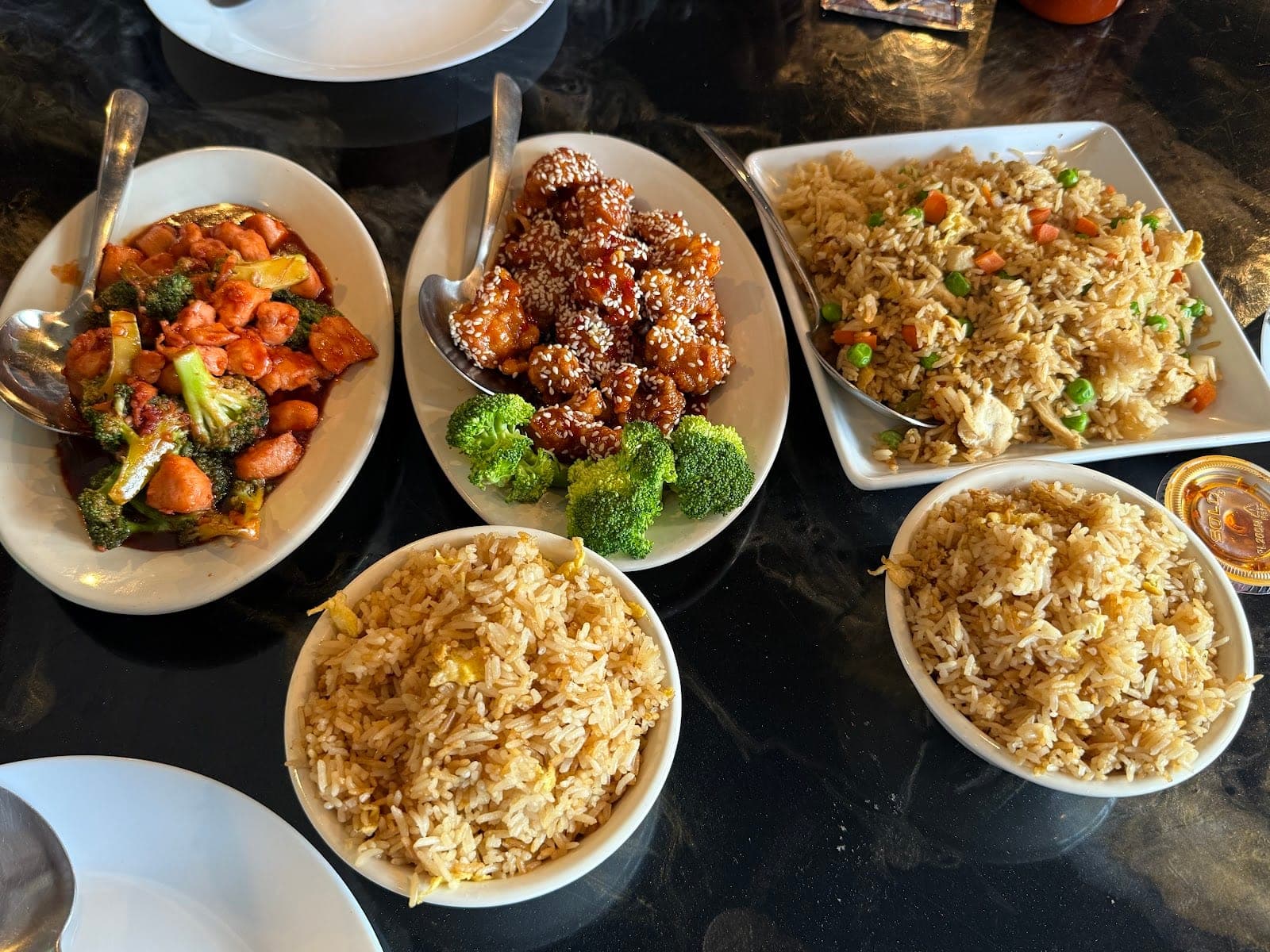 Mandarin Express, Chinese Halal Restaurant — photo 5