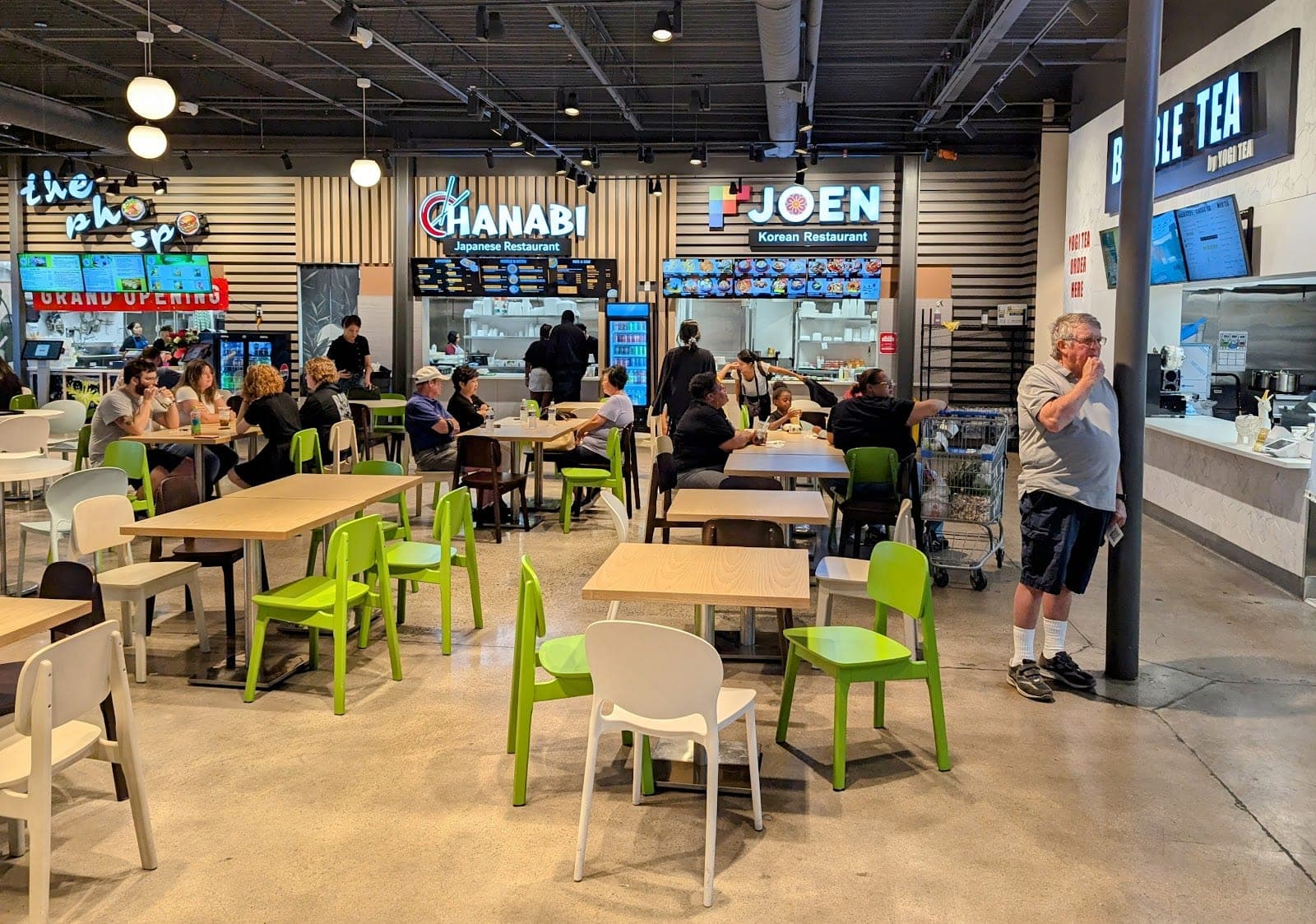 Lotte Plaza Market — photo 3