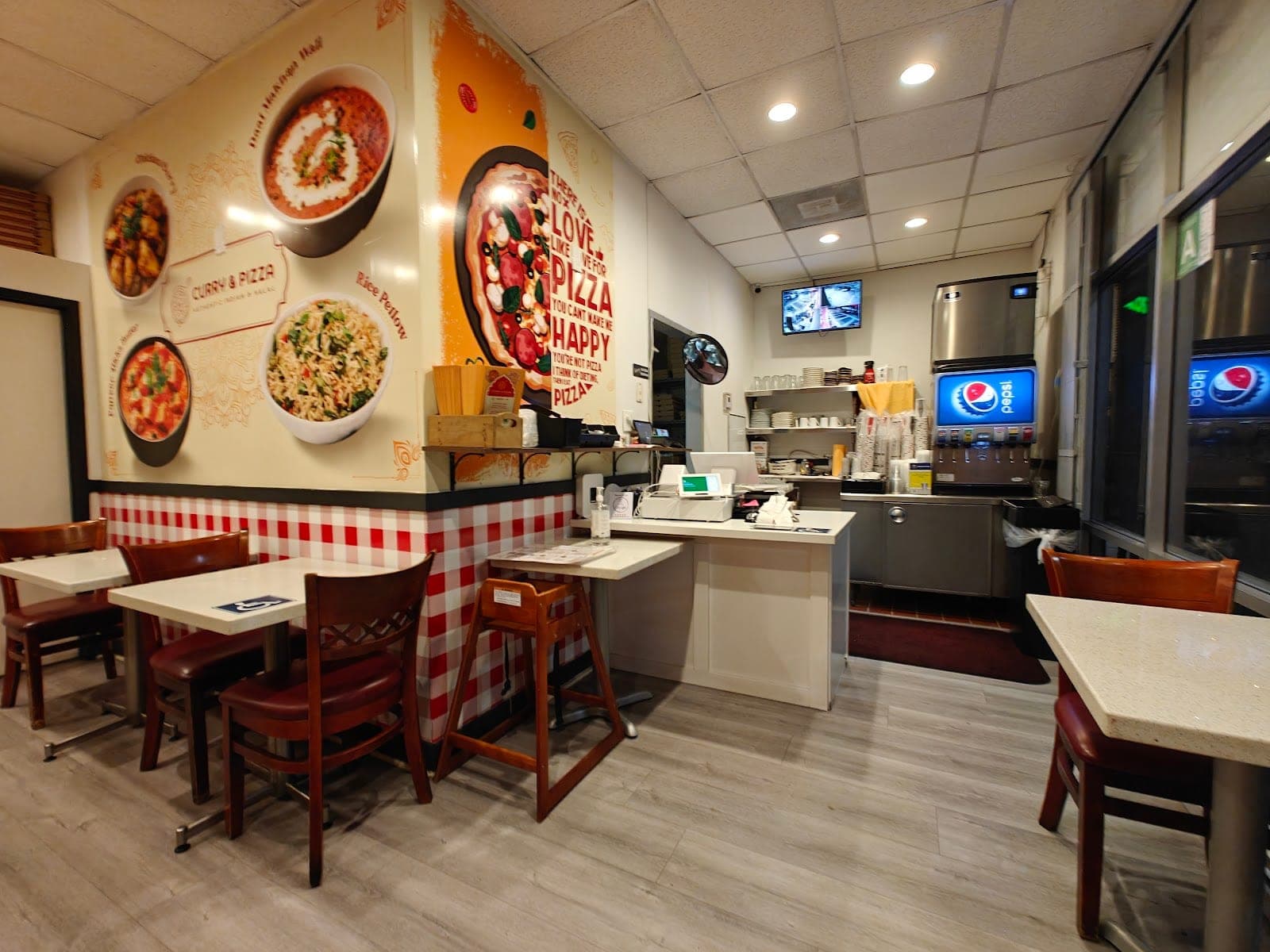 Curry & Pizza — photo 5