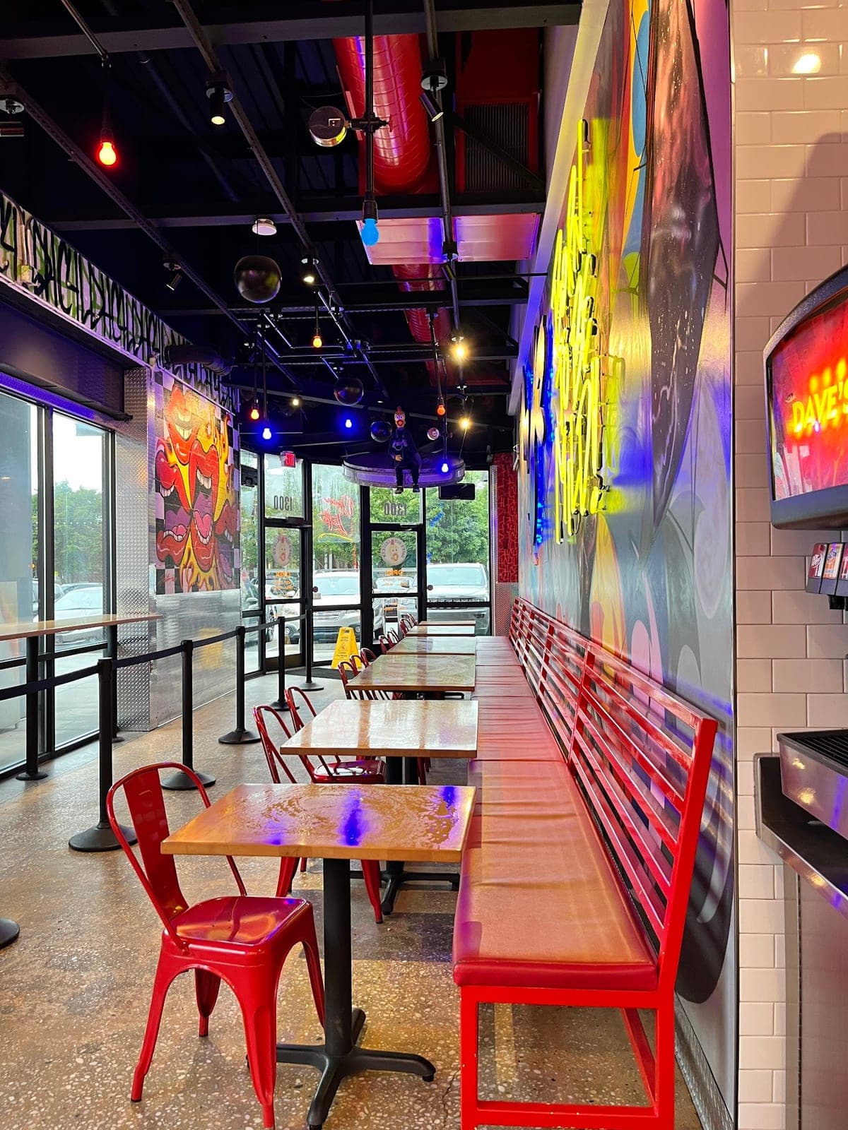 Dave's Hot Chicken — photo 1