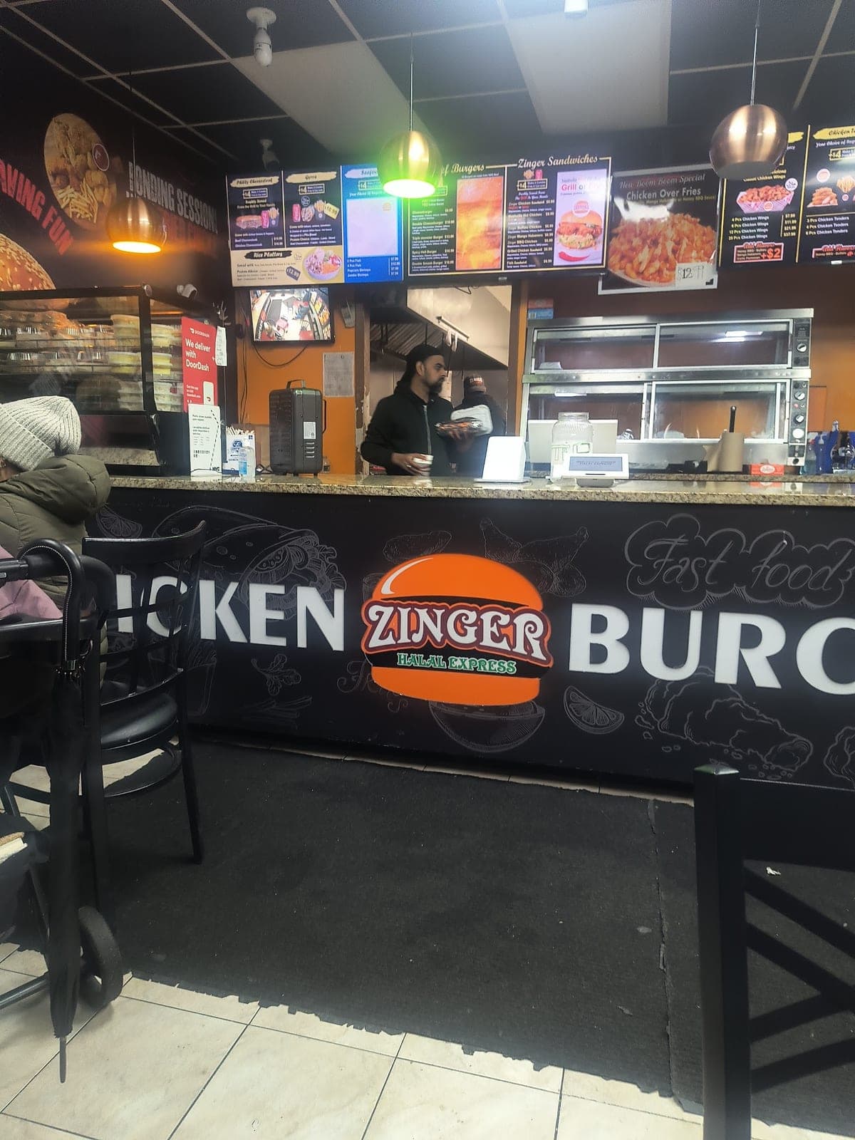 Zinger Halal Express Chicken Burger — photo 6