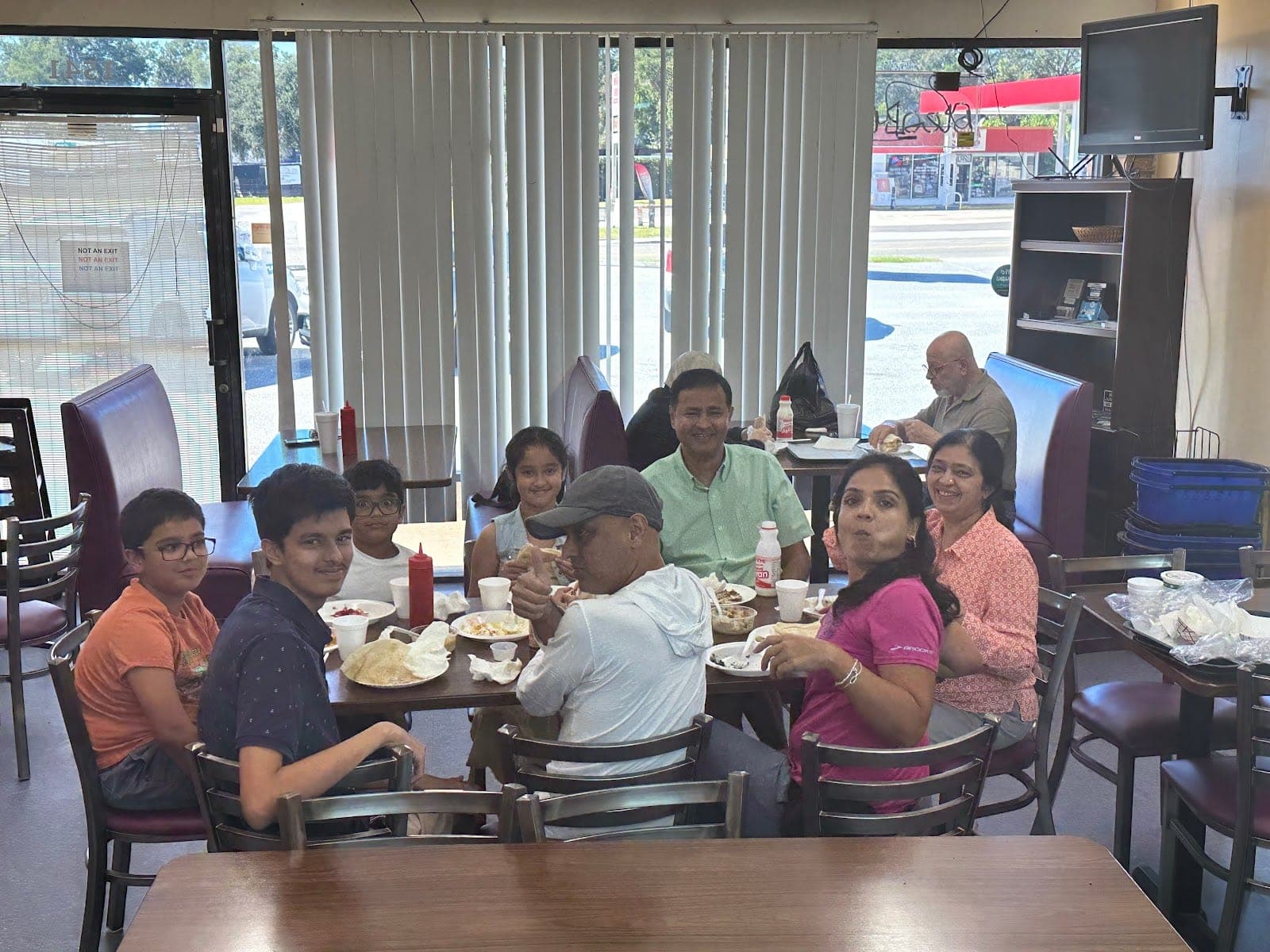 Wally's Gyros & Subs — photo 2