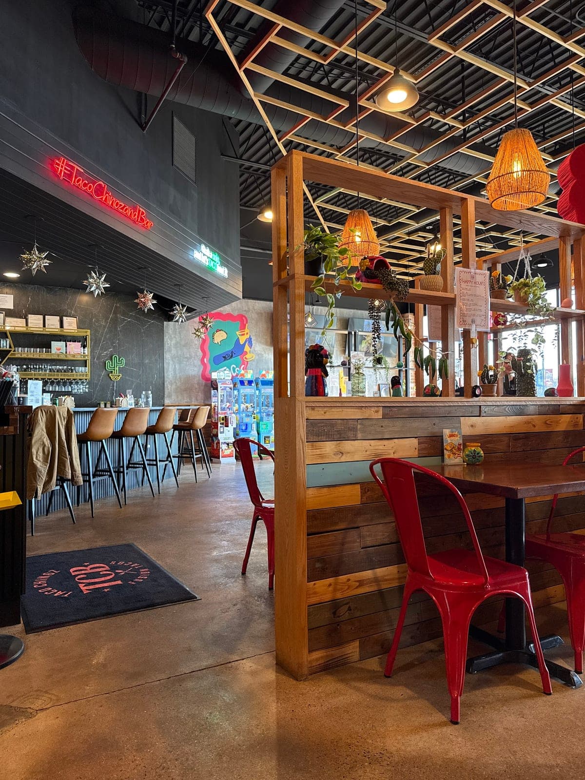 Taco Chinoz & Bar — photo 2