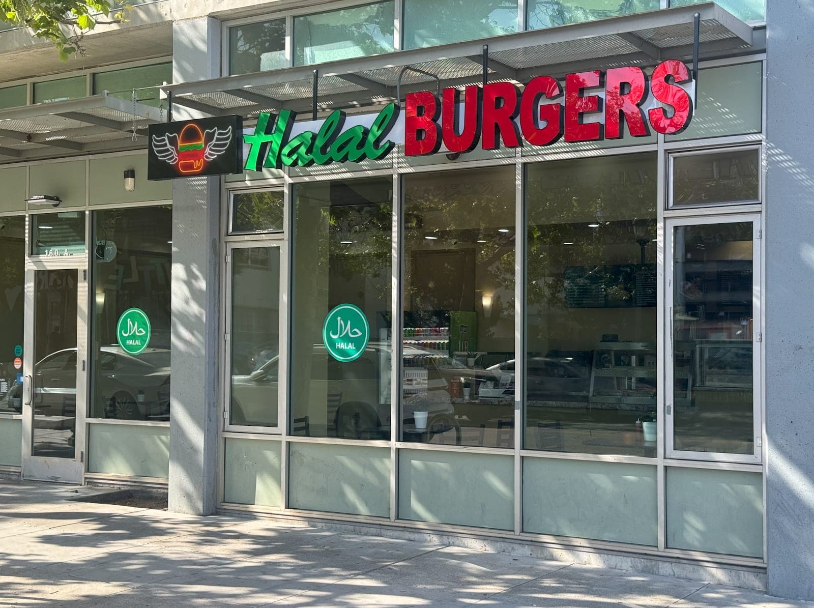 Halal Burgers — photo 2