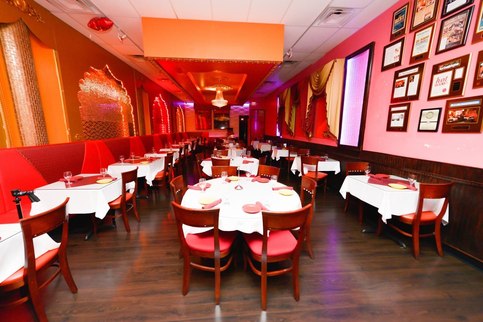 Curry Mantra - Indian Restaurant — photo 1
