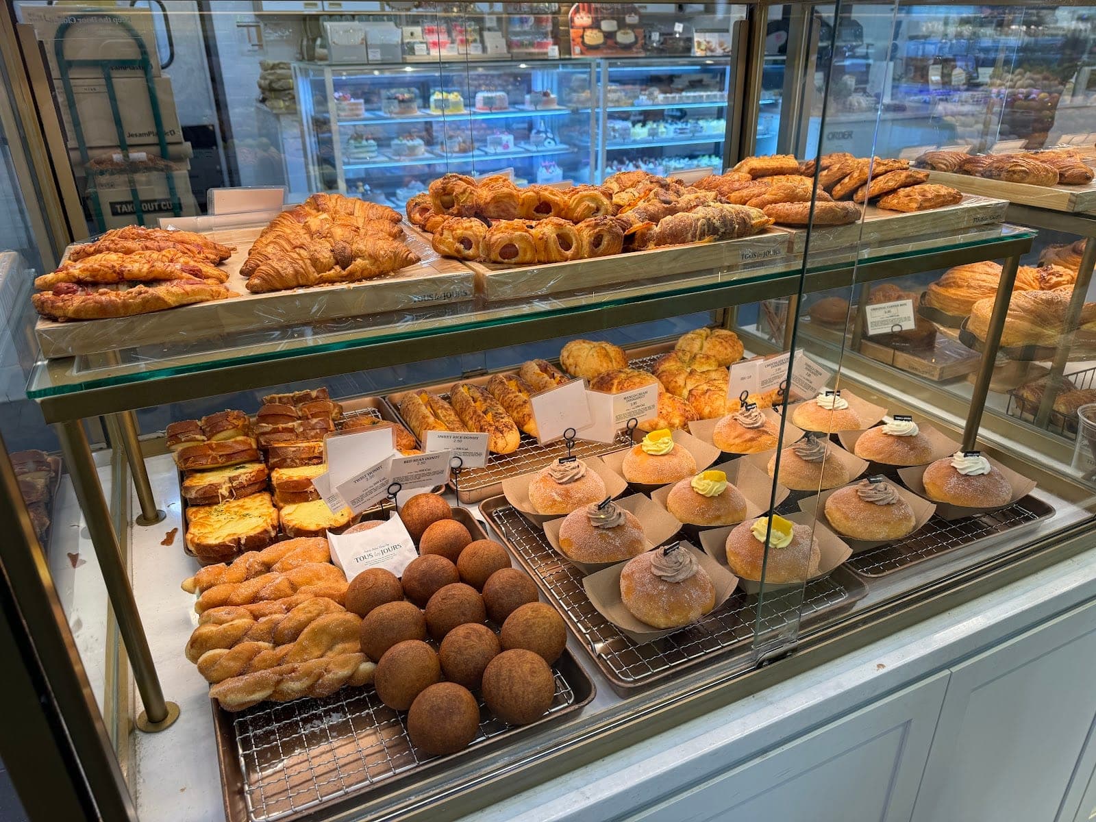 Saraga International Grocery — photo 2