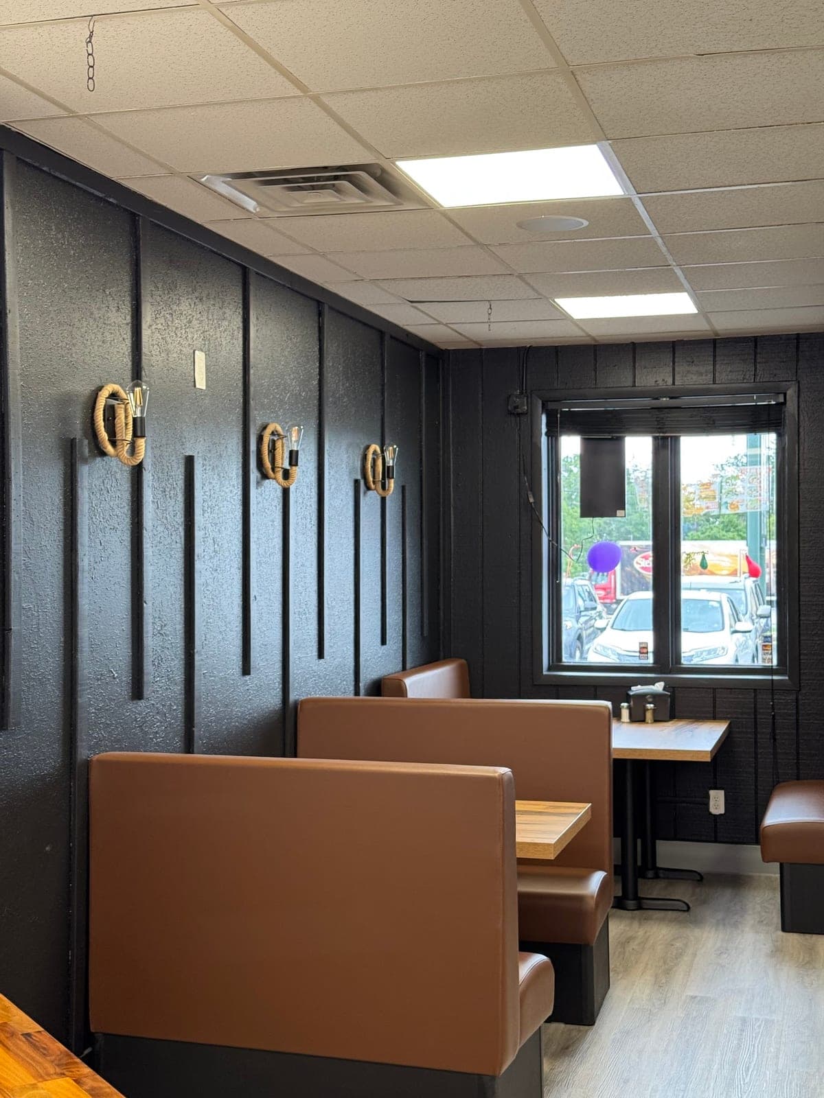 Oasis Chicken & Grill — photo 1