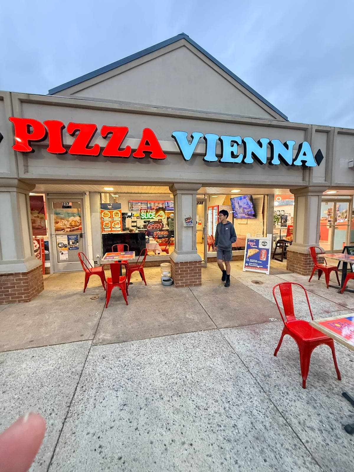 Pizza Vienna — photo 1