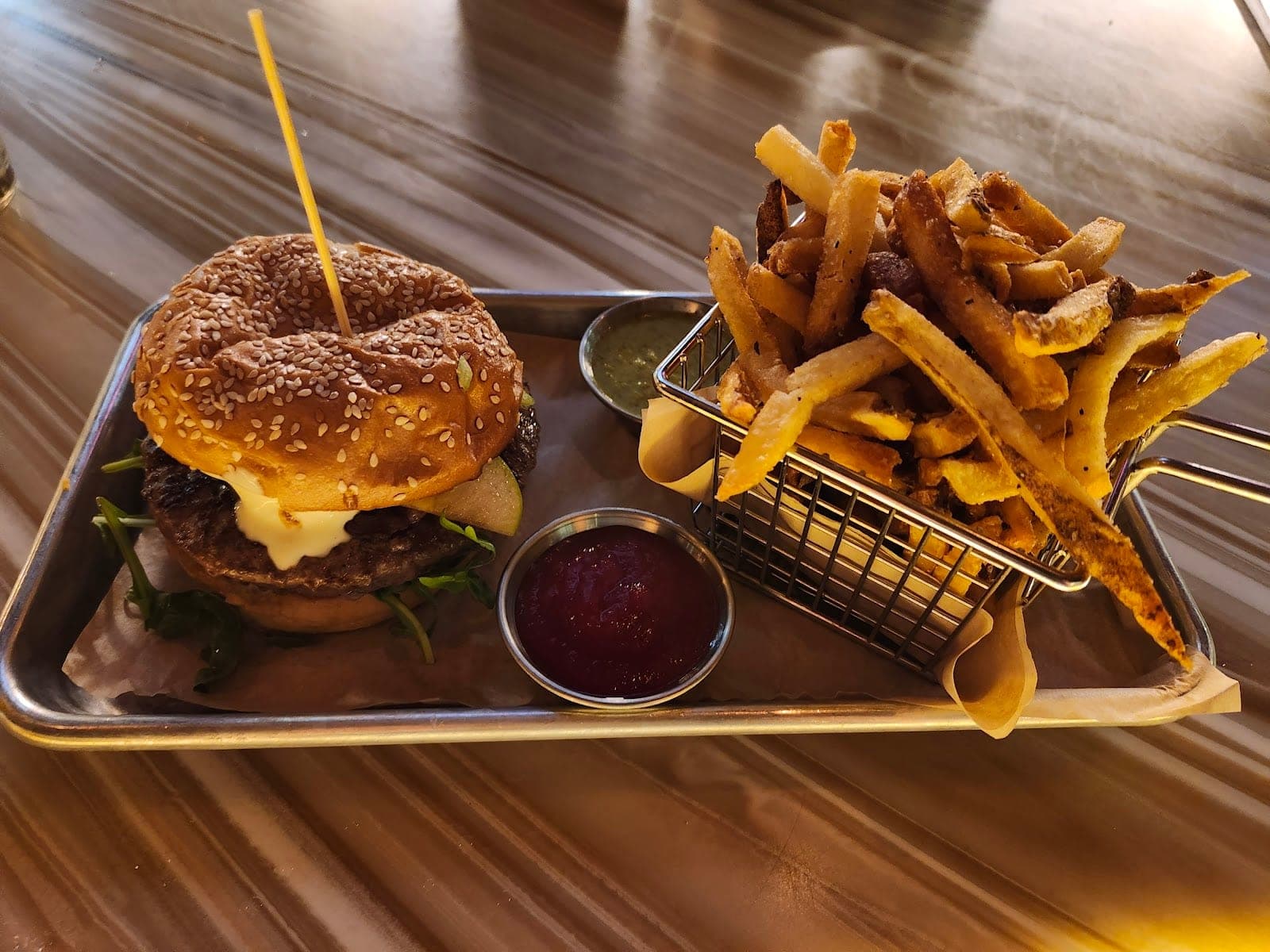 5280 Burger Bar — photo 5