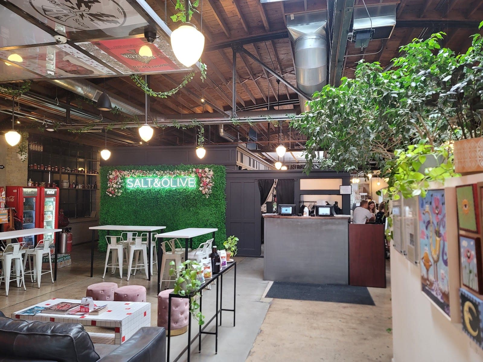 Olives Oasis — photo 1