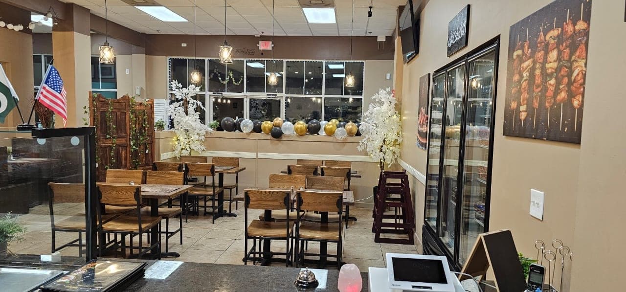 Mama’s Halal Kitchen — photo 1