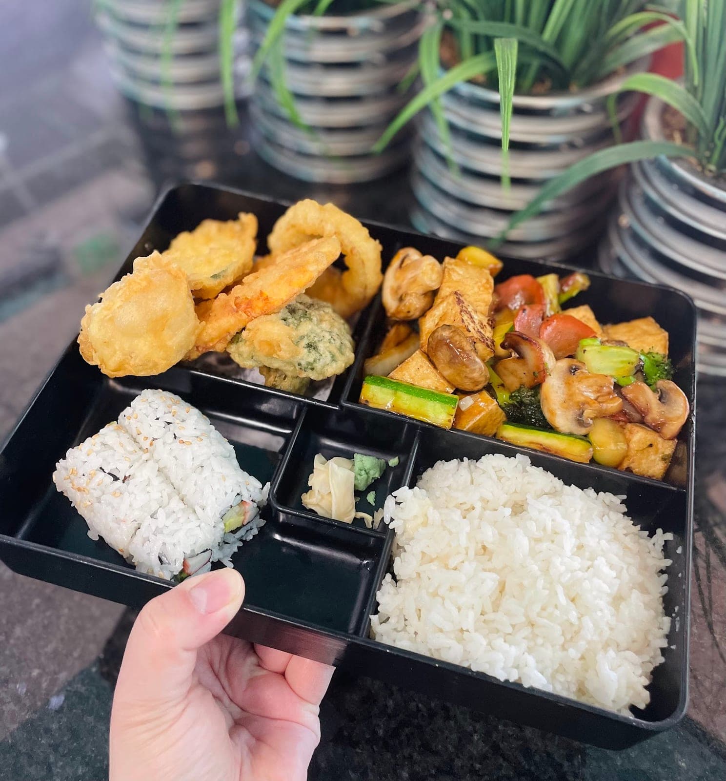 Hiro Hibachi Express and Sushi — photo 2