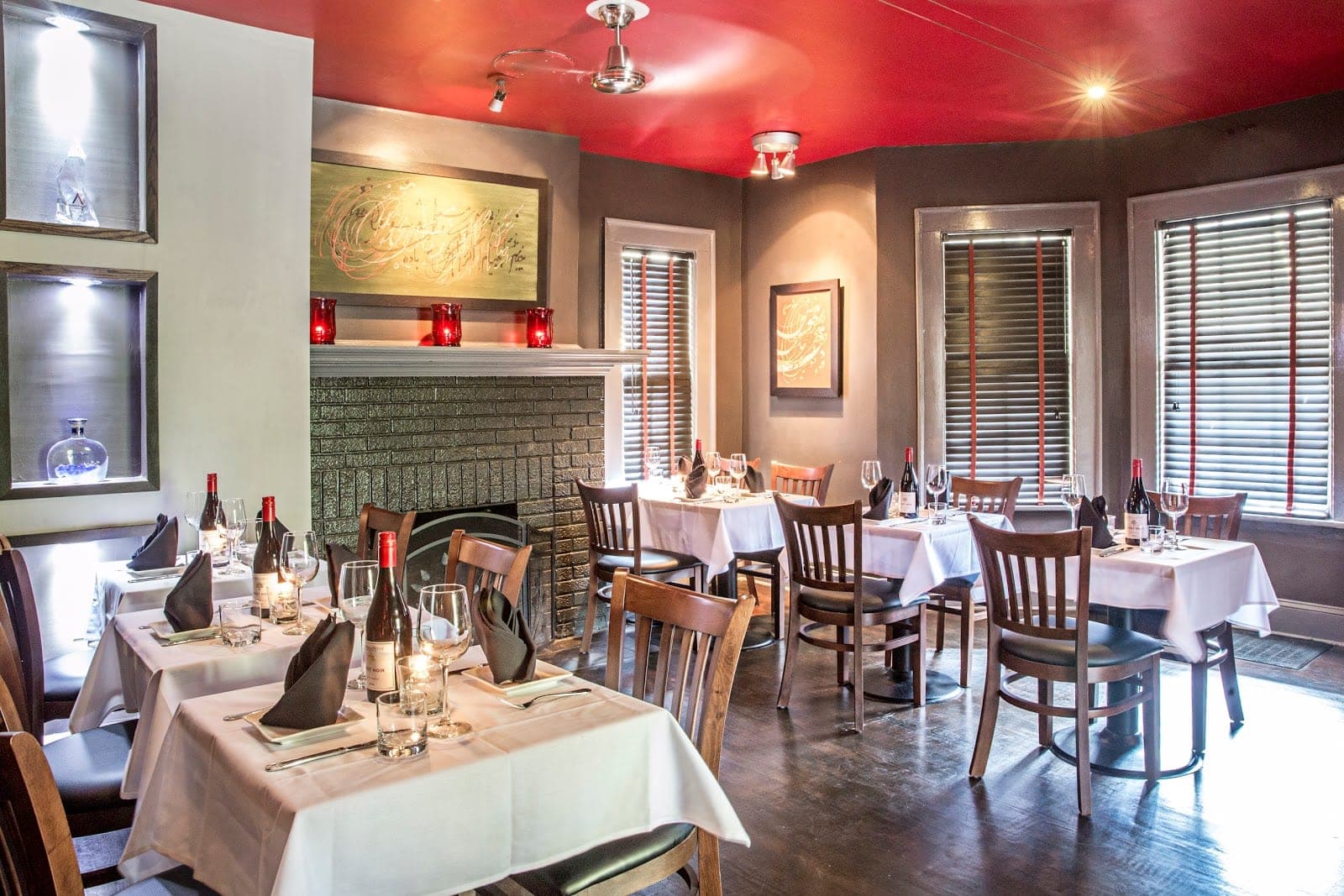 Divan Restaurant & Bar — photo 2