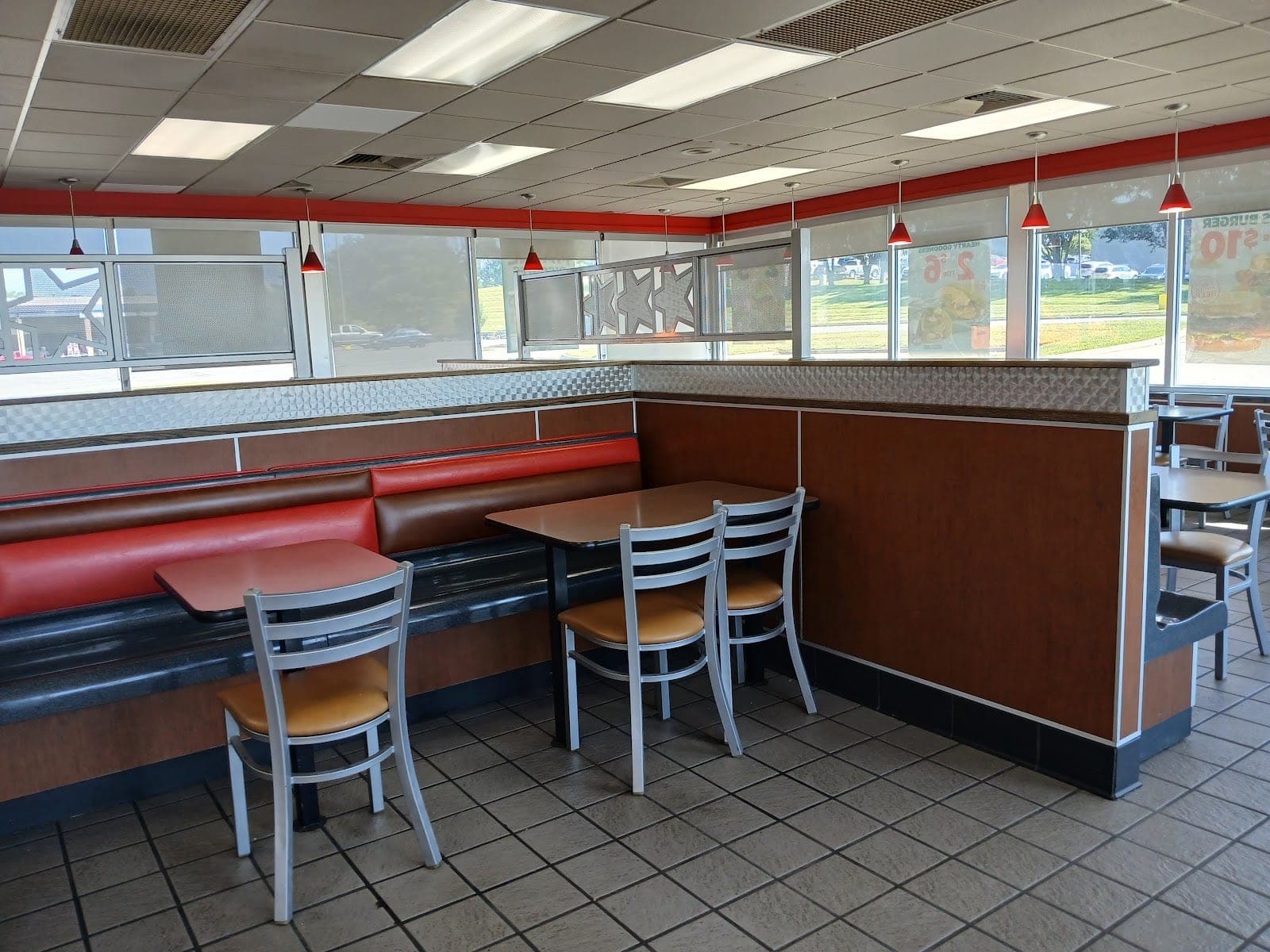 Hardee's — photo 2