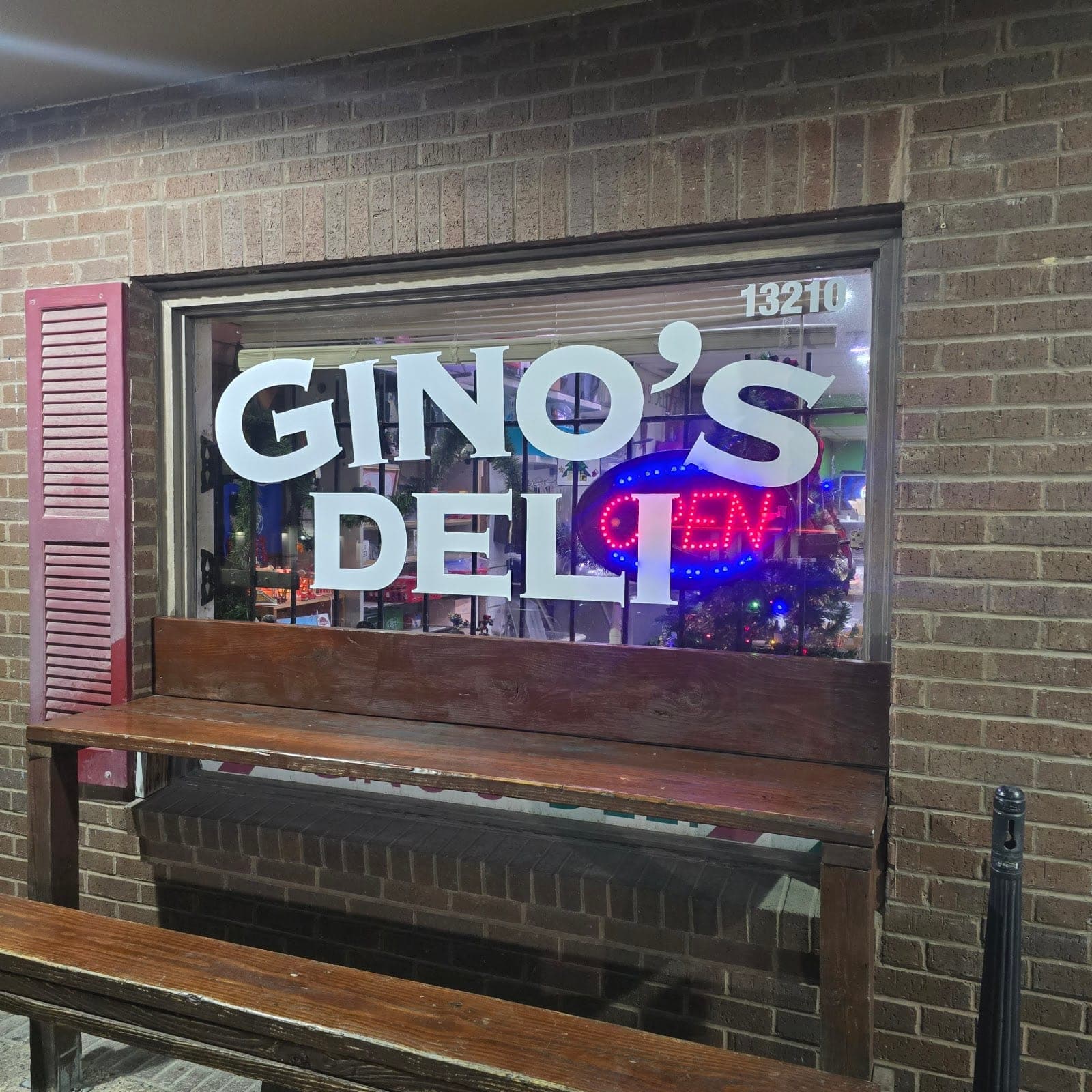 Gino's Deli Stop N Buy — photo 1